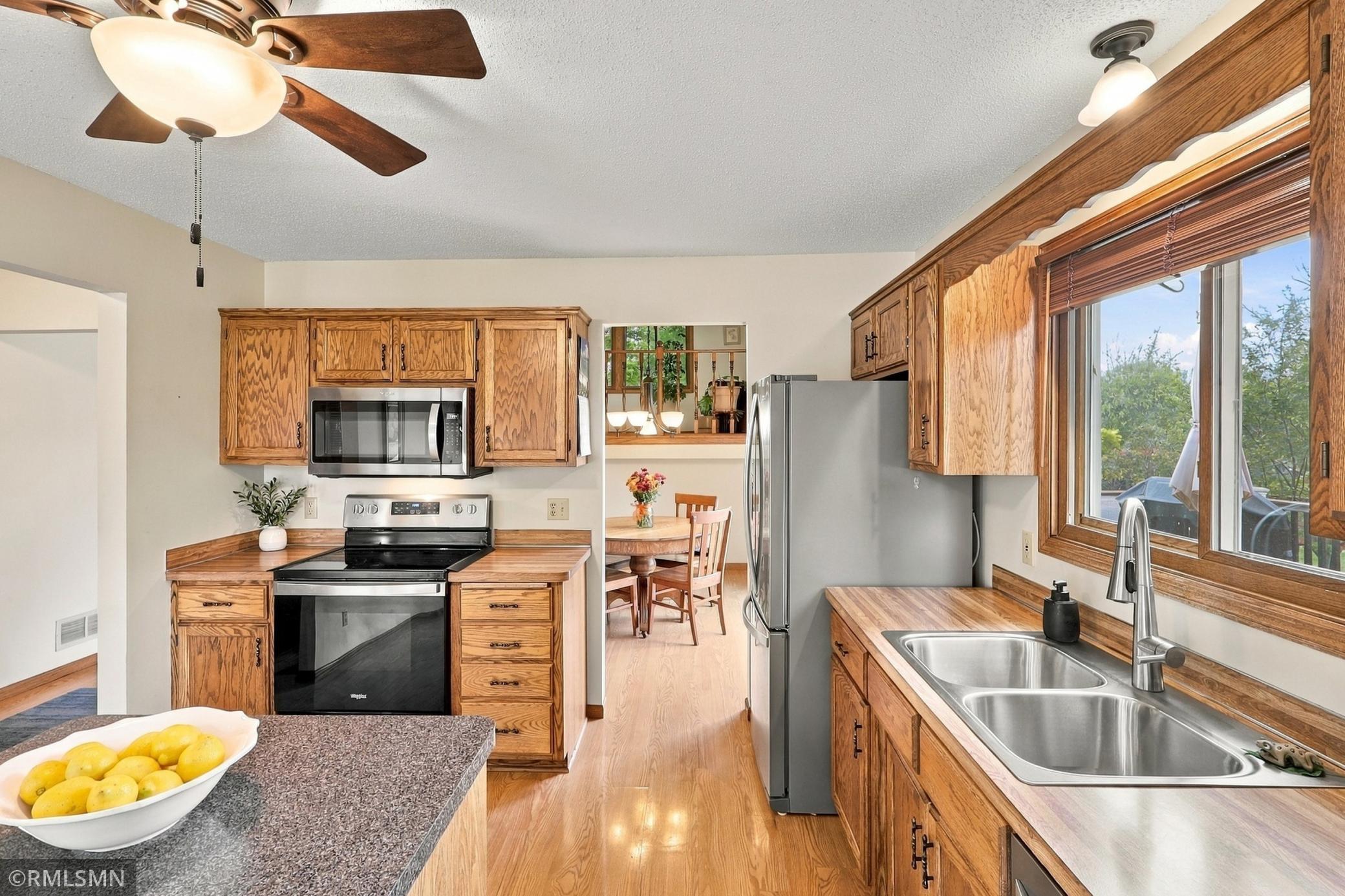 View of Residential at 720 Sierra Trail, Chanhassen MN 55317, Chanhassen (3 of 18) - Mike Wilen | Minnesota Team Real Estate
