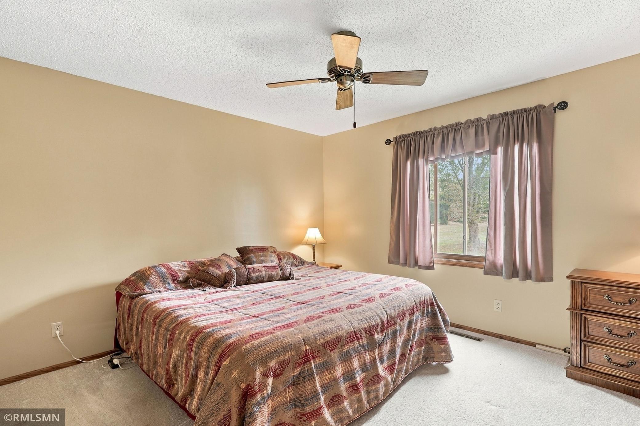View of Residential at 720 Sierra Trail, Chanhassen MN 55317, Chanhassen (8 of 18) - Mike Wilen | Minnesota Team Real Estate