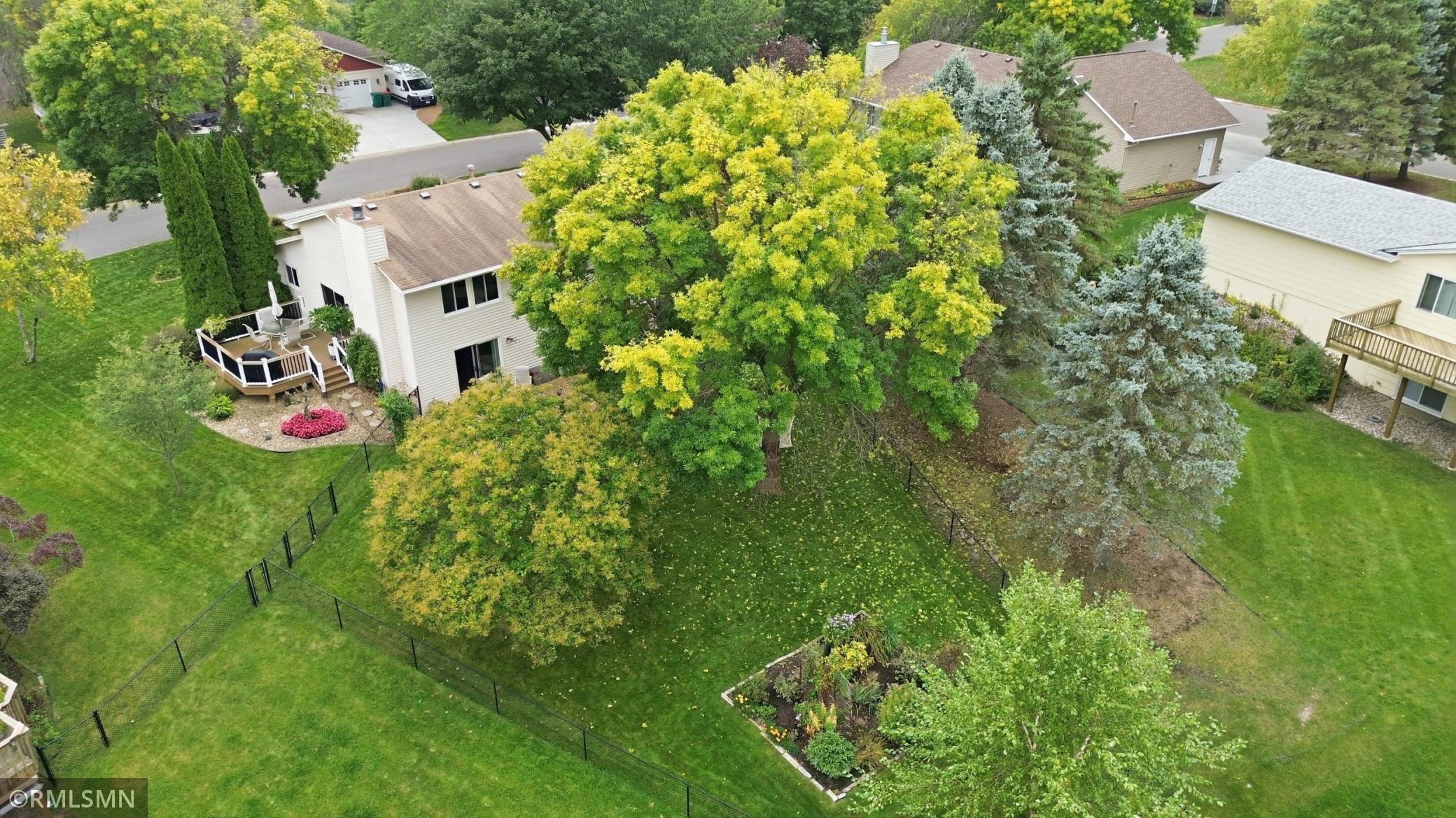 View of Residential at 720 Sierra Trail, Chanhassen MN 55317, Chanhassen (21 of 27) - Mike Wilen | Minnesota Team Real Estate