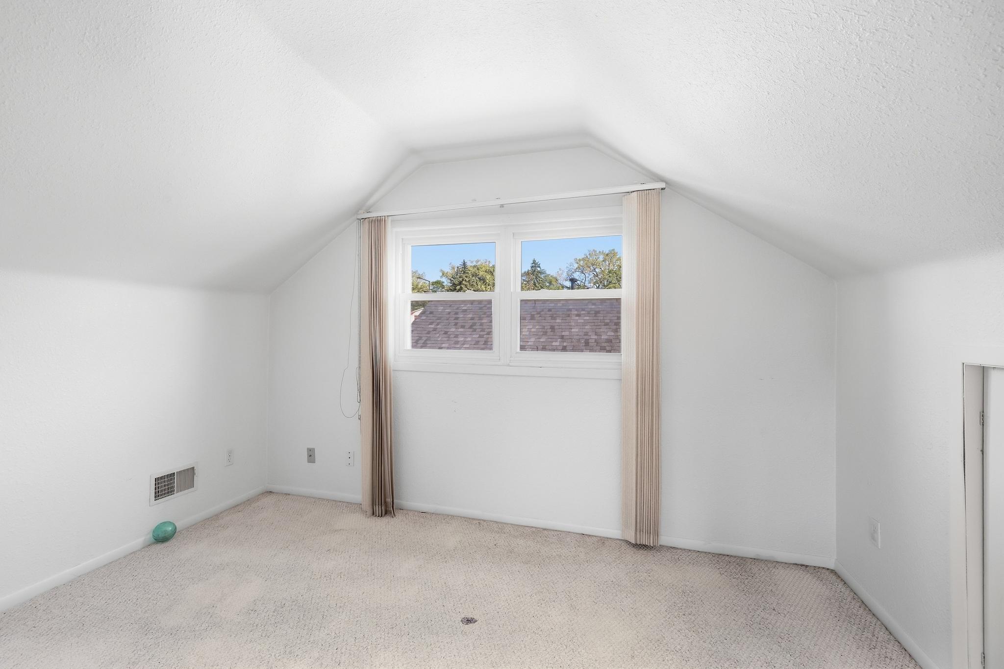 View of Residential at 986 Blair Avenue, Saint Paul MN 55104, Saint Paul (18 of 32) - Mike Wilen | Minnesota Team Real Estate