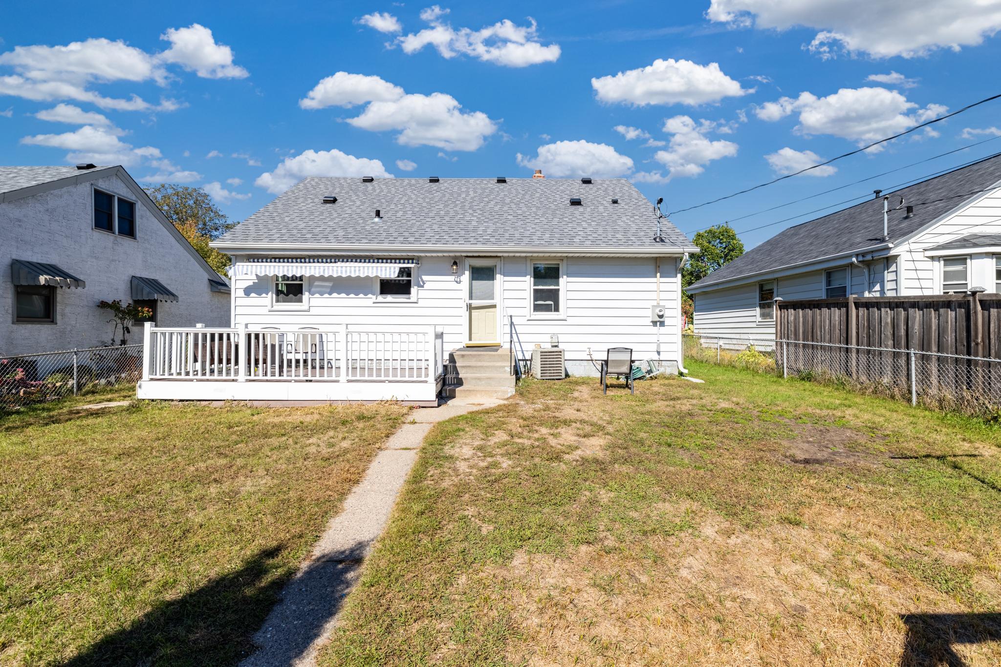 View of Residential at 986 Blair Avenue, Saint Paul MN 55104, Saint Paul (30 of 32) - Mike Wilen | Minnesota Team Real Estate
