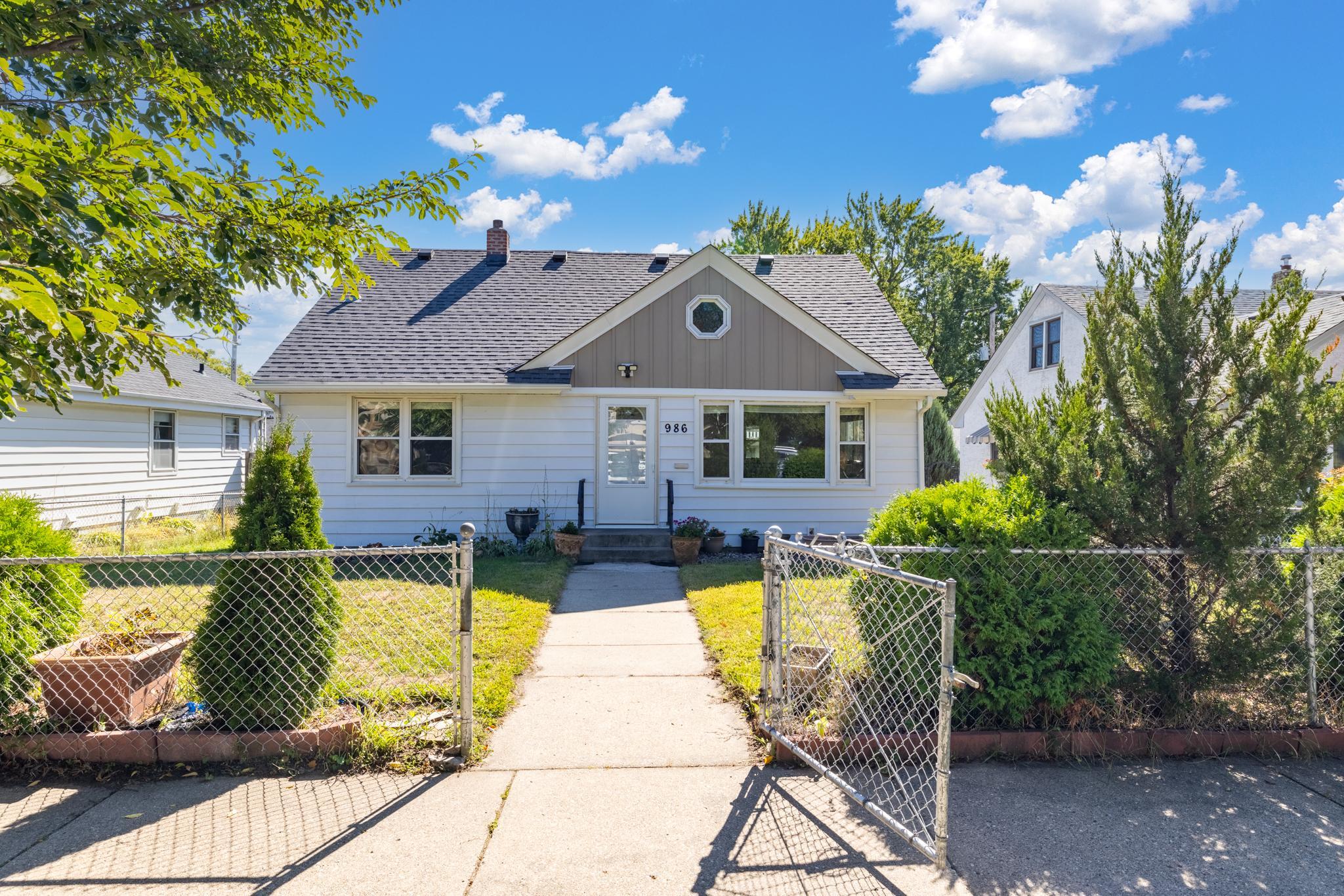 View of Single Family at 986 Blair Avenue, Saint Paul - Mike Wilen | Minnesota Team Real Estate