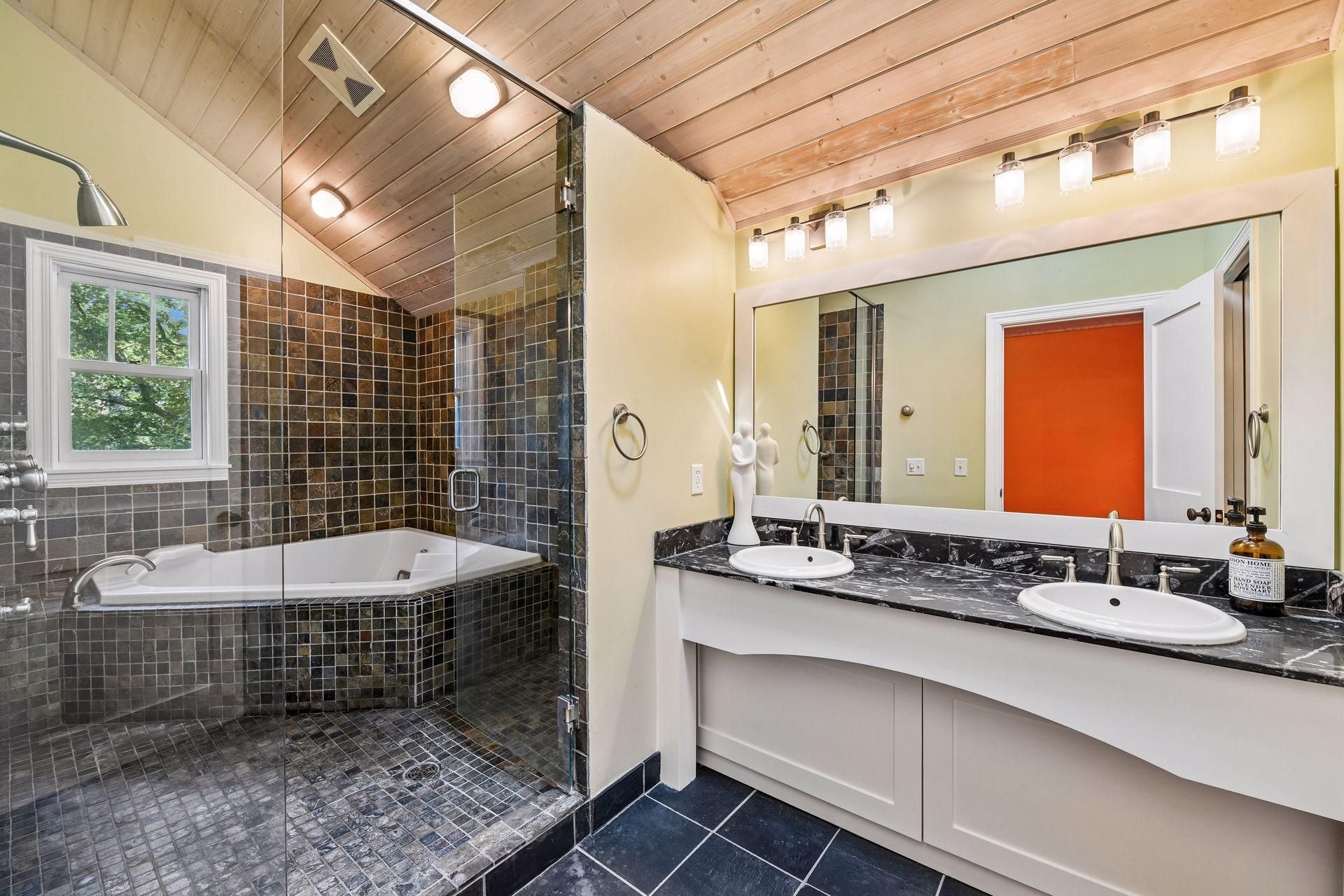 View of Residential at 21210 Excelsior Boulevard, Greenwood MN 55331, Greenwood (21 of 31) - Mike Wilen | Minnesota Team Real Estate