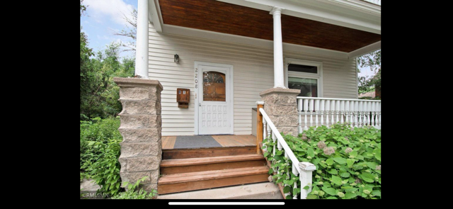 View of Residential Income at 2208 Milwaukee Avenue, Minneapolis MN 55404, Minneapolis (4 of 46) - Mike Wilen | Minnesota Team Real Estate
