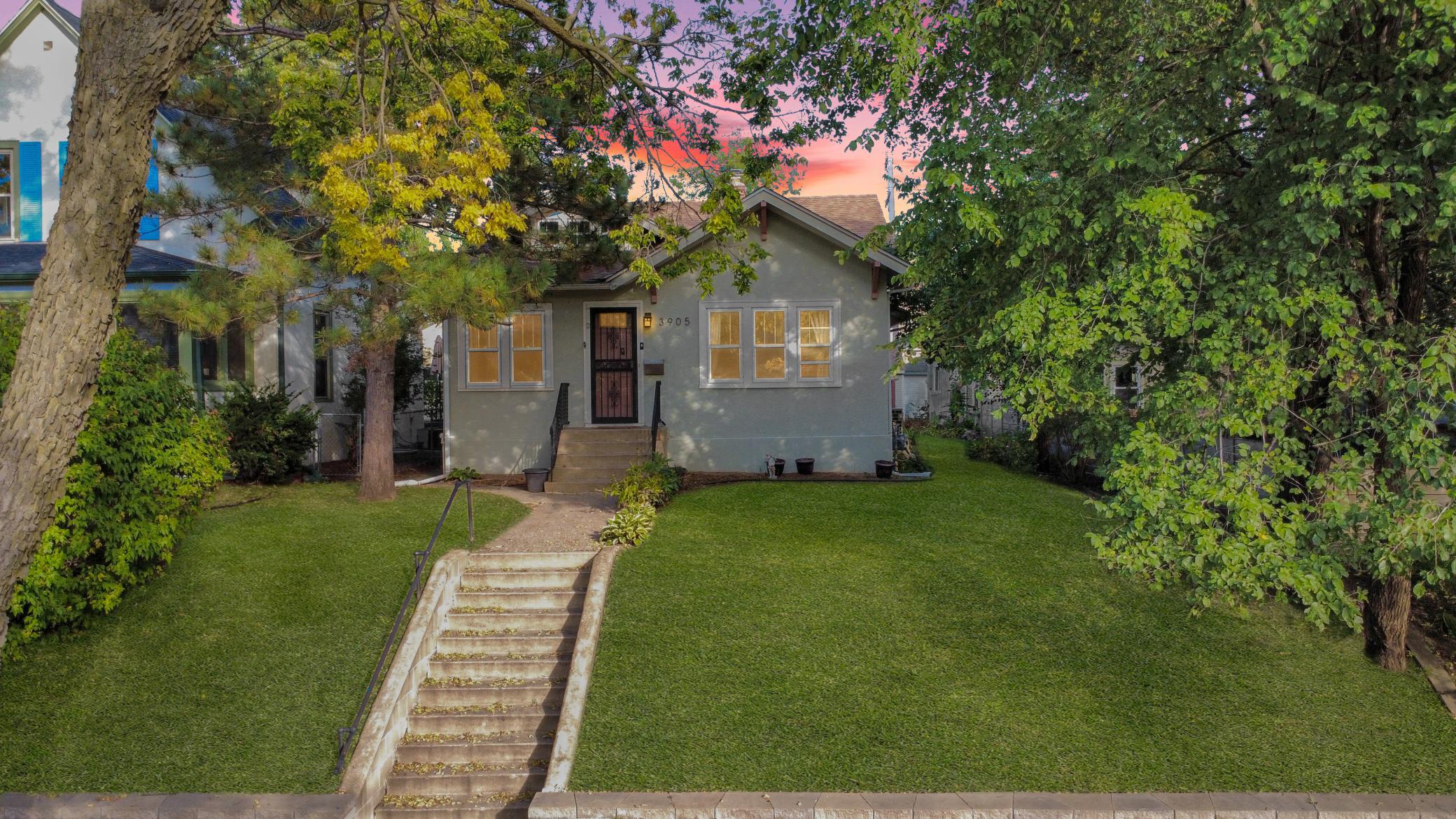 View of Single Family at 3905 Elliot Avenue, Minneapolis - Mike Wilen | Minnesota Team Real Estate