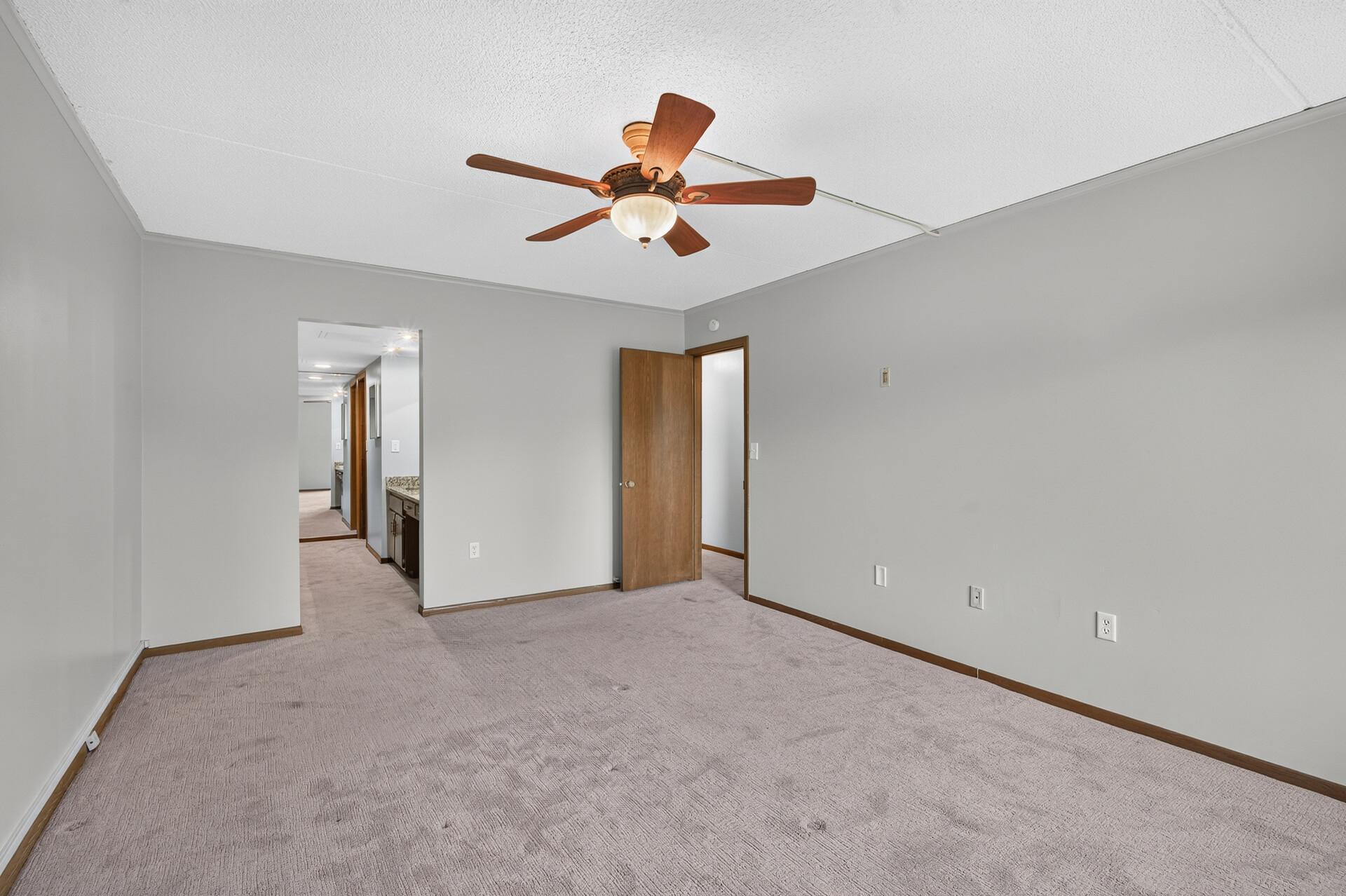View of Residential at 1077 Sibley Memorial Highway #608, Saint Paul MN 55118, Saint Paul (20 of 34) - Mike Wilen | Minnesota Team Real Estate