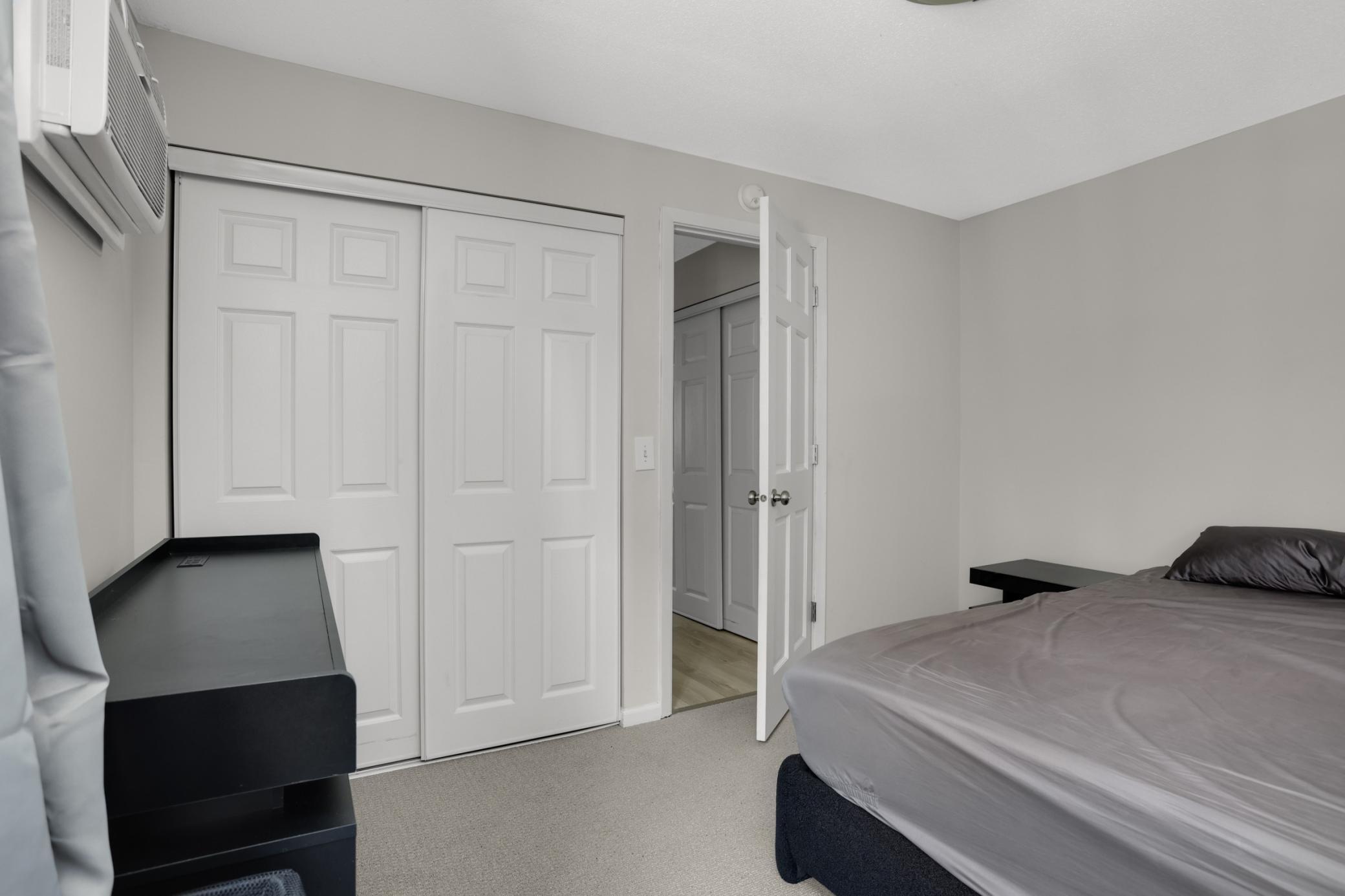 View of Residential at 520 Ridgewood Avenue #102, Minneapolis MN 55403, Minneapolis (17 of 43) - Mike Wilen | Minnesota Team Real Estate