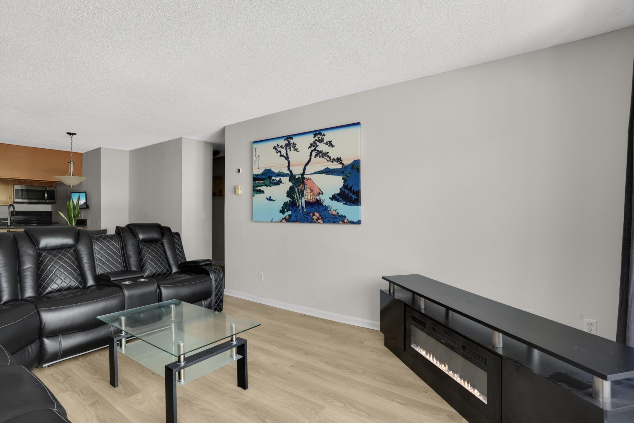 View of Residential at 520 Ridgewood Avenue #102, Minneapolis MN 55403, Minneapolis (7 of 43) - Mike Wilen | Minnesota Team Real Estate