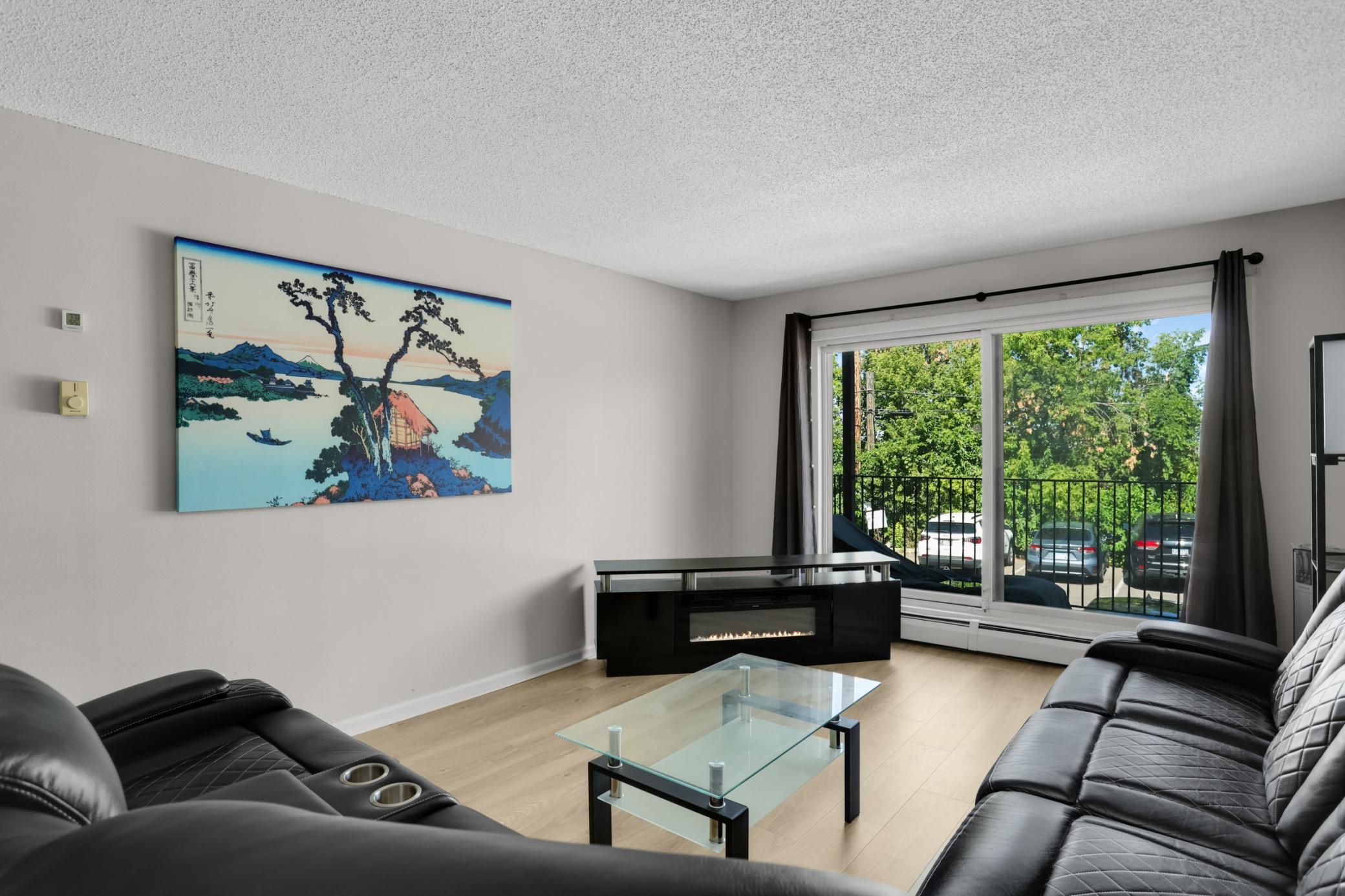 View of Residential at 520 Ridgewood Avenue #102, Minneapolis MN 55403, Minneapolis (6 of 43) - Mike Wilen | Minnesota Team Real Estate