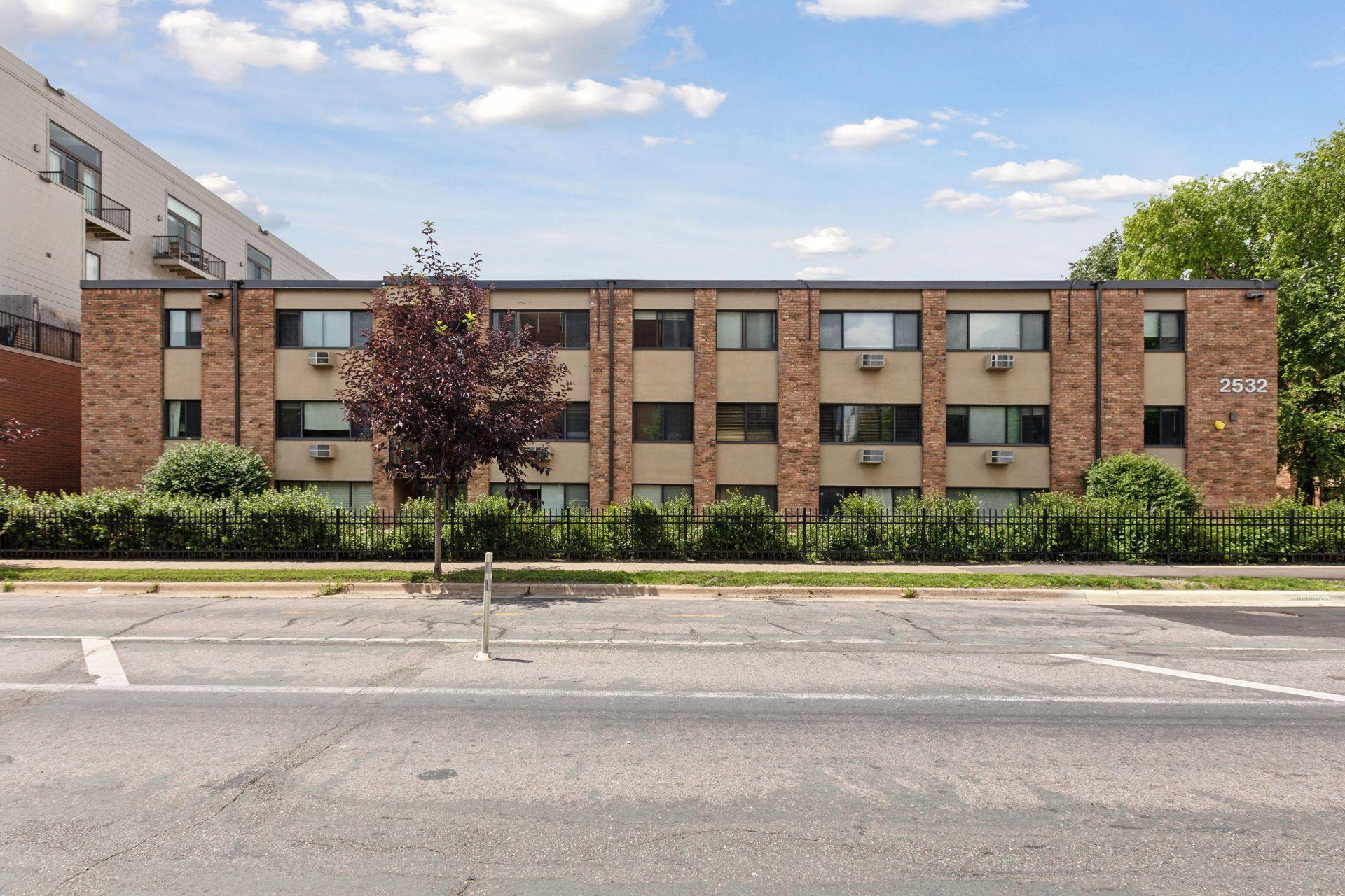 View of Residential at 2532 1st Avenue #208, Minneapolis MN 55404, Minneapolis (23 of 30) - Mike Wilen | Minnesota Team Real Estate