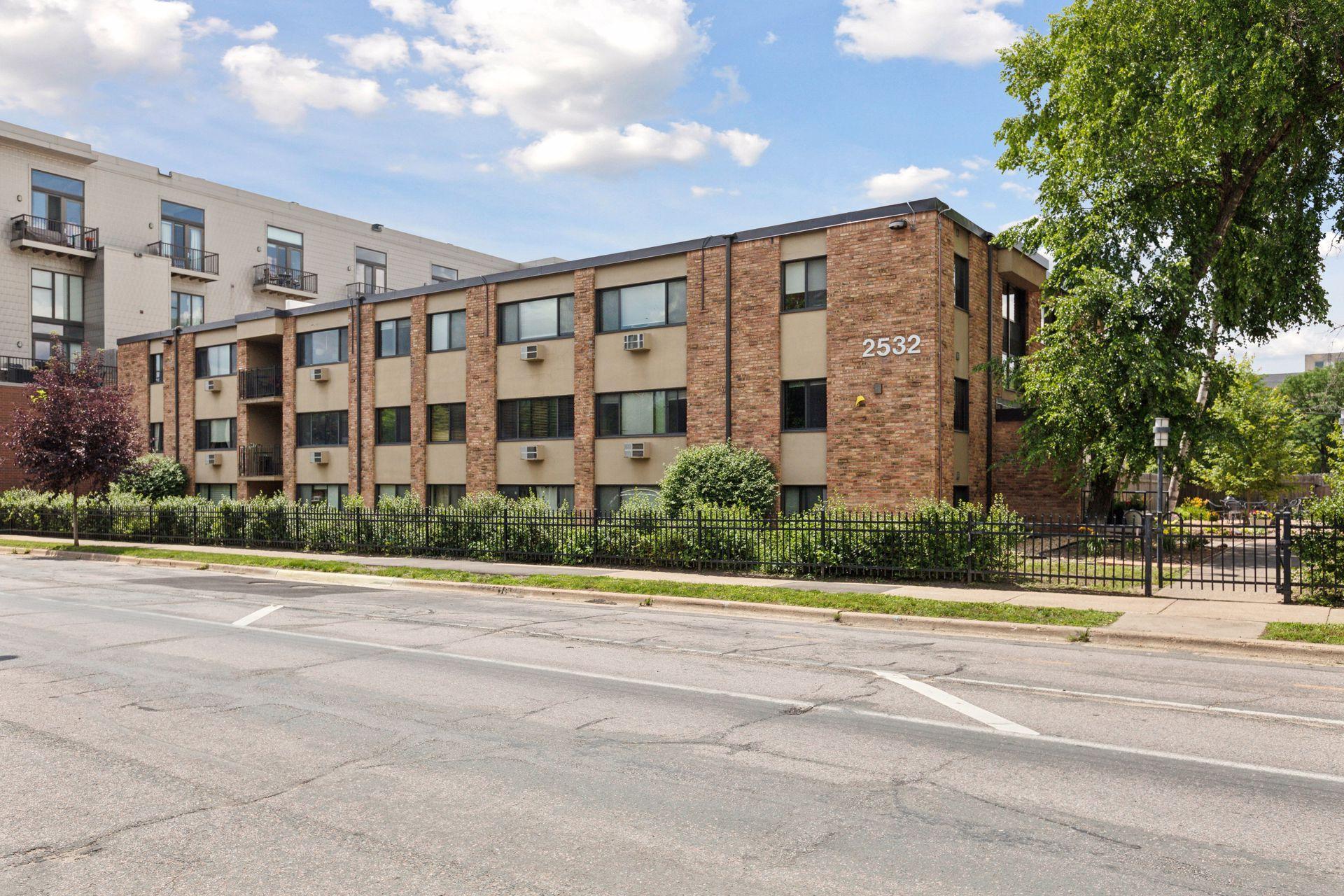 View of Residential at 2532 1st Avenue #208, Minneapolis MN 55404, Minneapolis (24 of 30) - Mike Wilen | Minnesota Team Real Estate