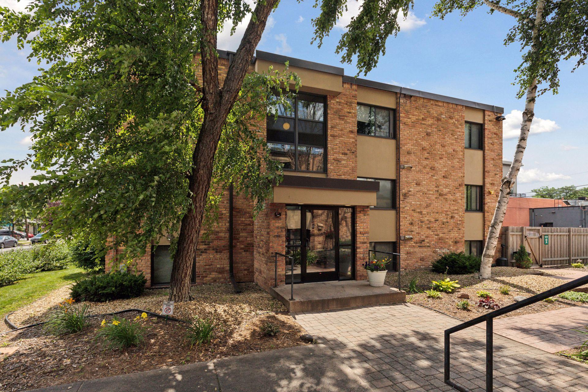 View of Residential at 2532 1st Avenue #208, Minneapolis MN 55404, Minneapolis (26 of 30) - Mike Wilen | Minnesota Team Real Estate