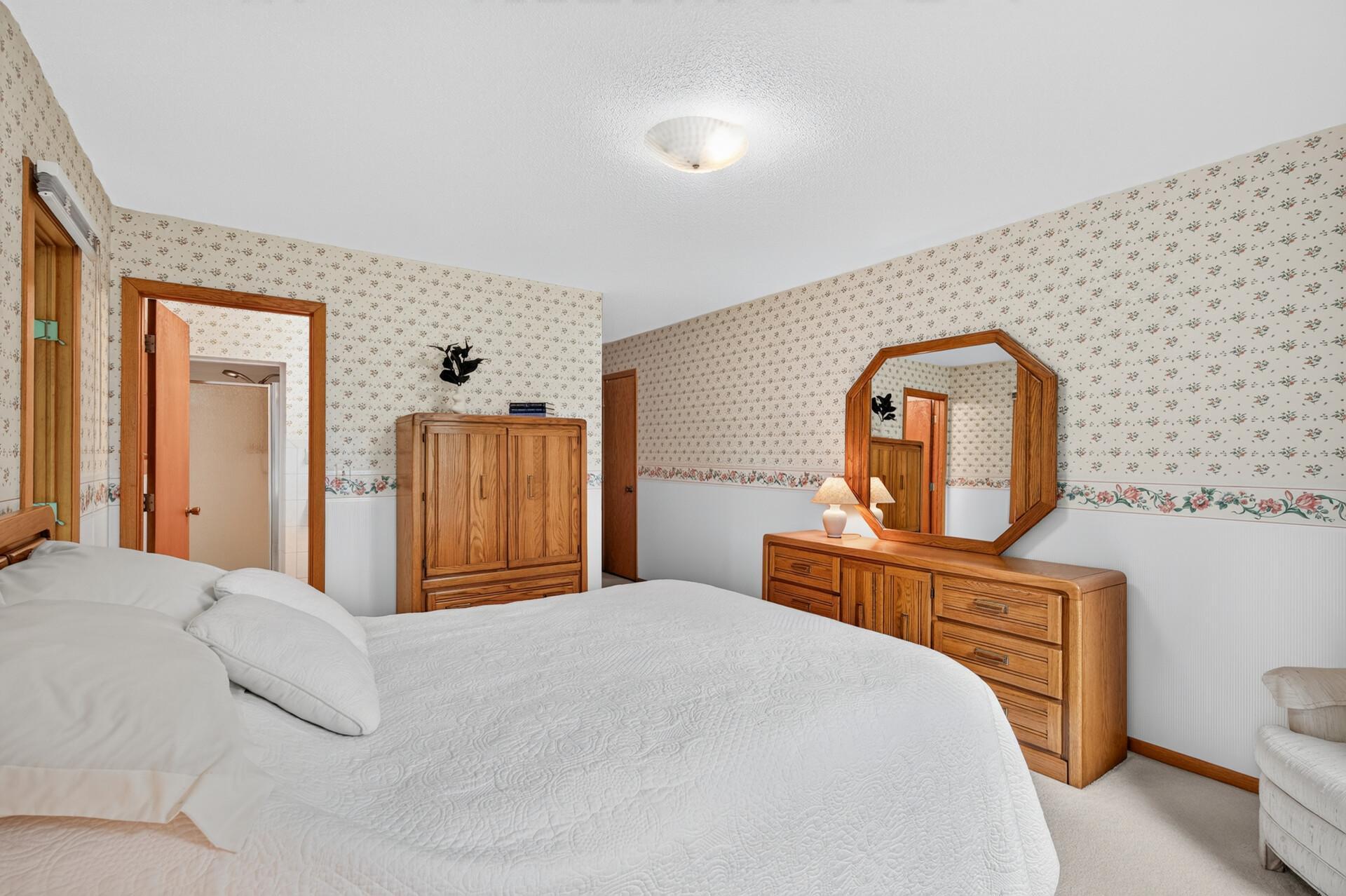 View of Residential at 22015 Pillsbury Avenue, Lakeville MN 55044, Lakeville (11 of 42) - Mike Wilen | Minnesota Team Real Estate
