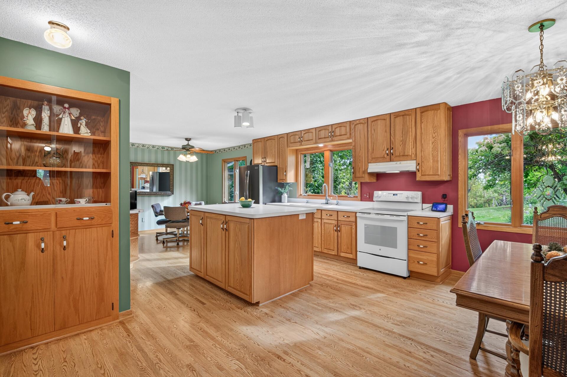 View of Residential at 22015 Pillsbury Avenue, Lakeville MN 55044, Lakeville (8 of 42) - Mike Wilen | Minnesota Team Real Estate