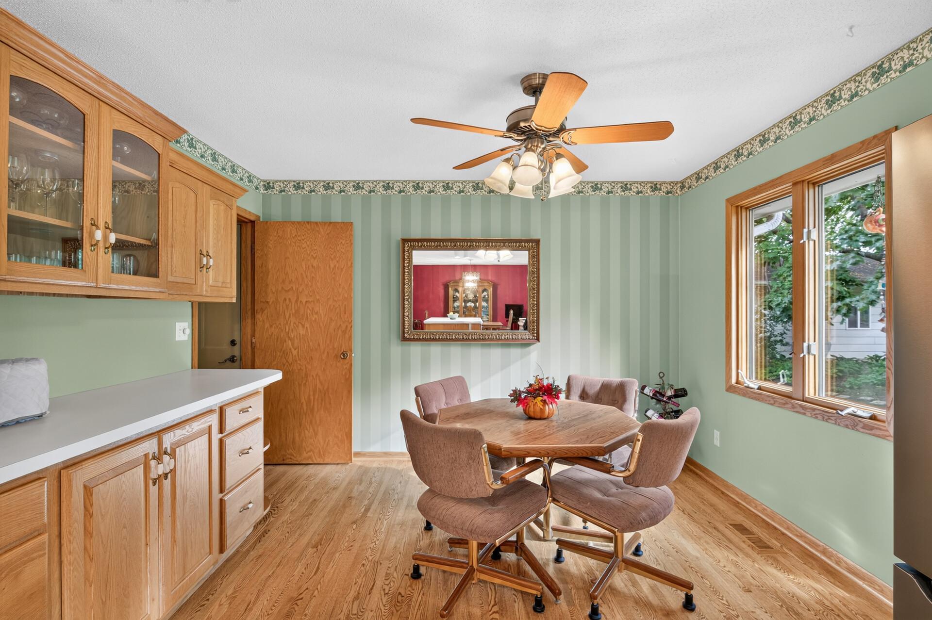 View of Residential at 22015 Pillsbury Avenue, Lakeville MN 55044, Lakeville (5 of 42) - Mike Wilen | Minnesota Team Real Estate