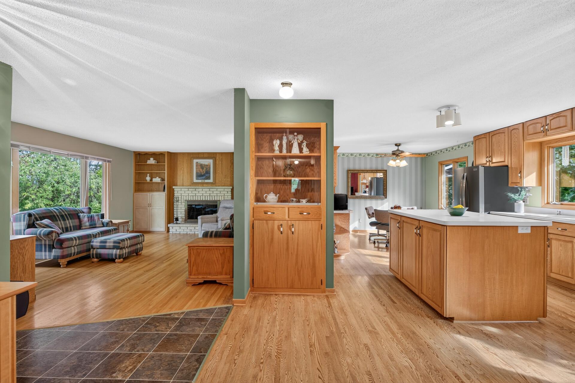 View of Residential at 22015 Pillsbury Avenue, Lakeville MN 55044, Lakeville (4 of 42) - Mike Wilen | Minnesota Team Real Estate