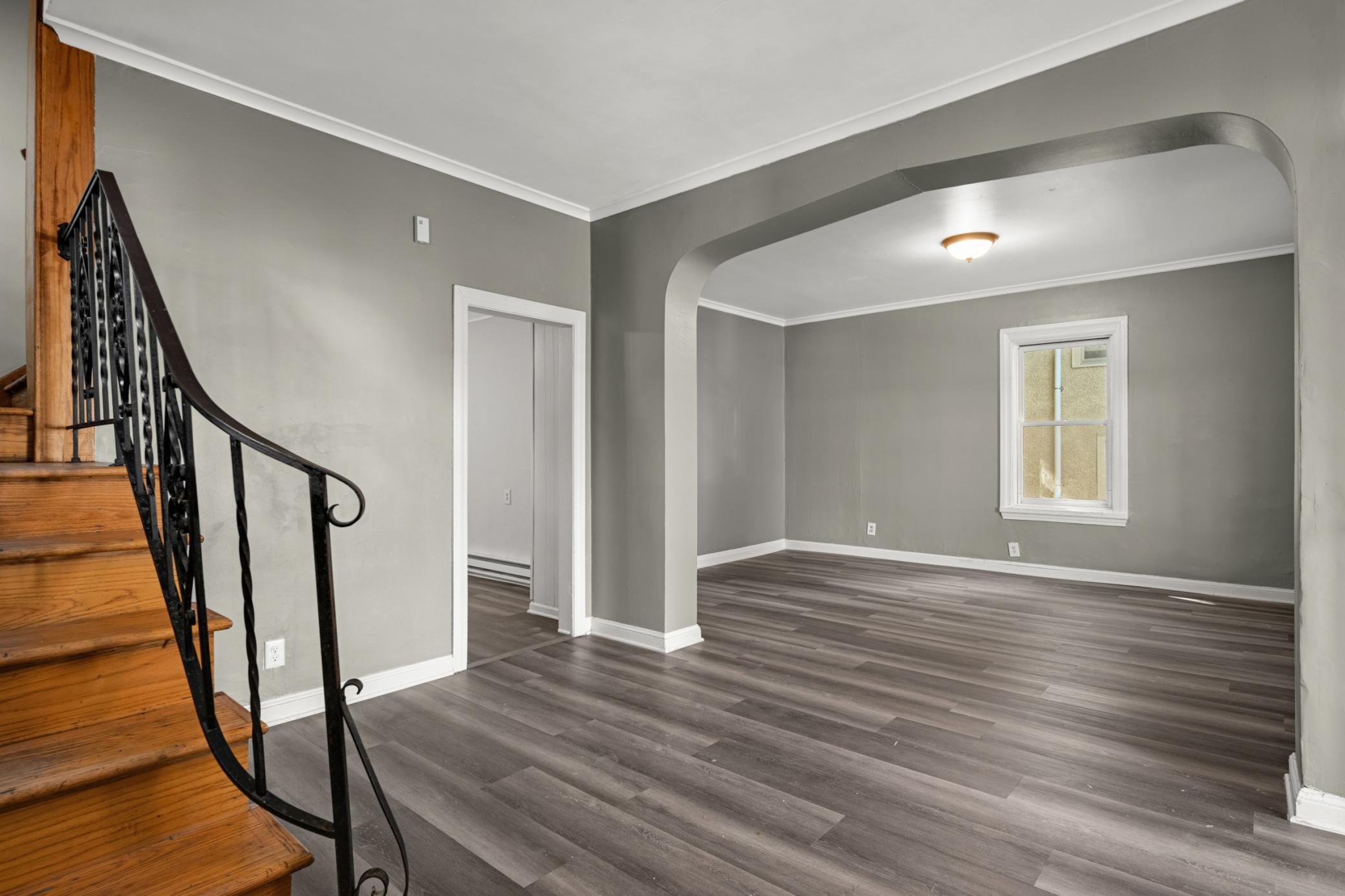 View of Residential at 2630 Girard Avenue, Minneapolis MN 55411, Minneapolis (21 of 27) - Mike Wilen | Minnesota Team Real Estate