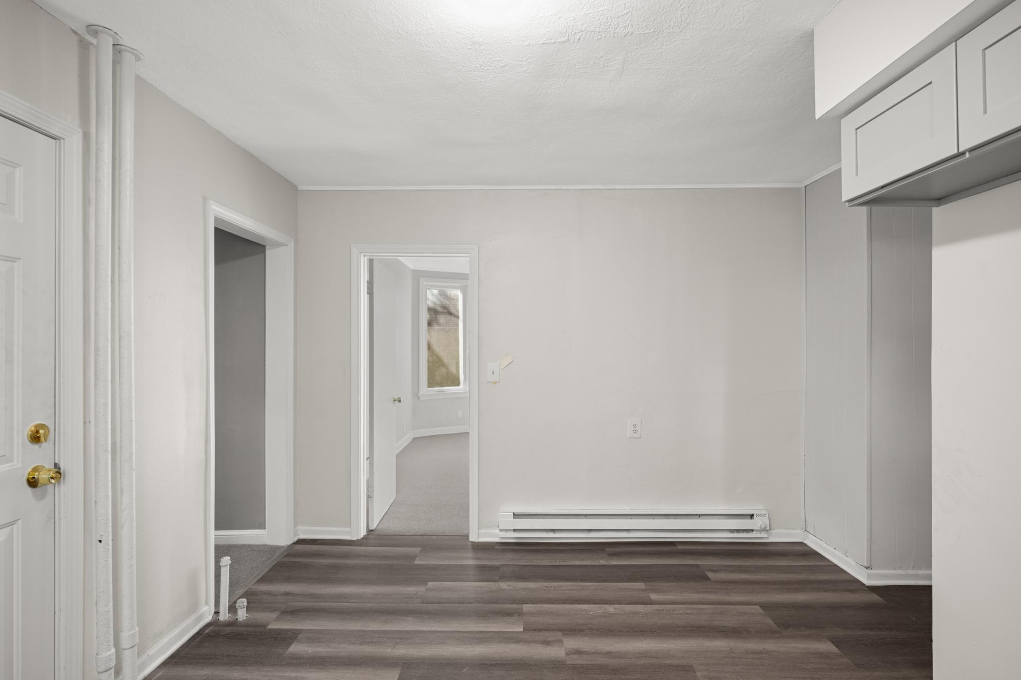 View of Residential at 2630 Girard Avenue, Minneapolis MN 55411, Minneapolis (17 of 27) - Mike Wilen | Minnesota Team Real Estate