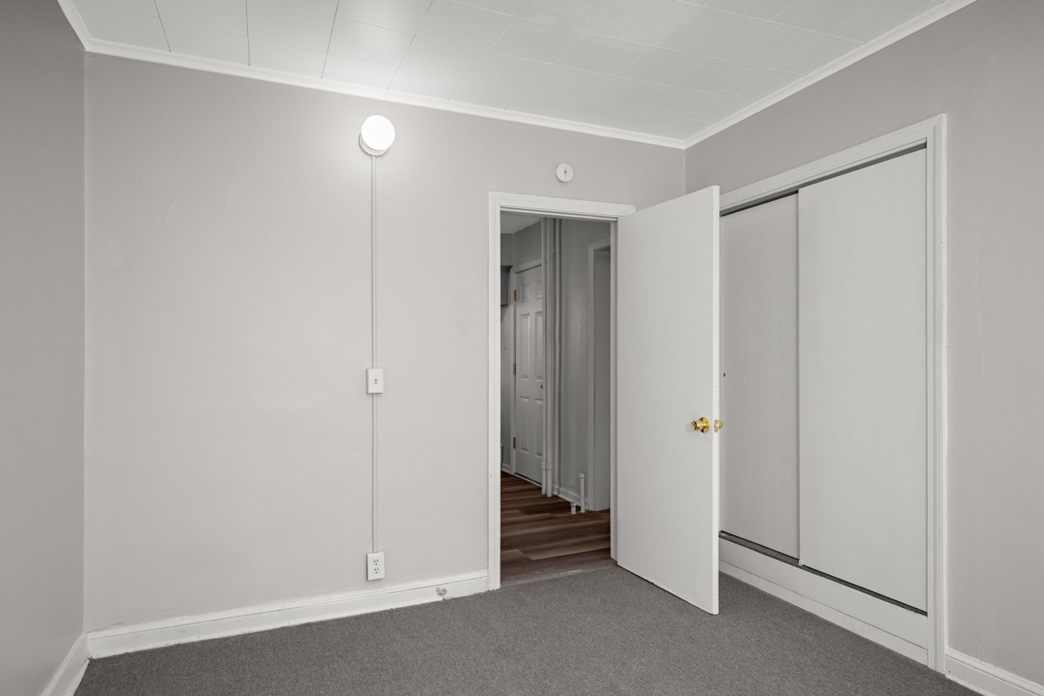 View of Residential at 2630 Girard Avenue, Minneapolis MN 55411, Minneapolis (15 of 27) - Mike Wilen | Minnesota Team Real Estate