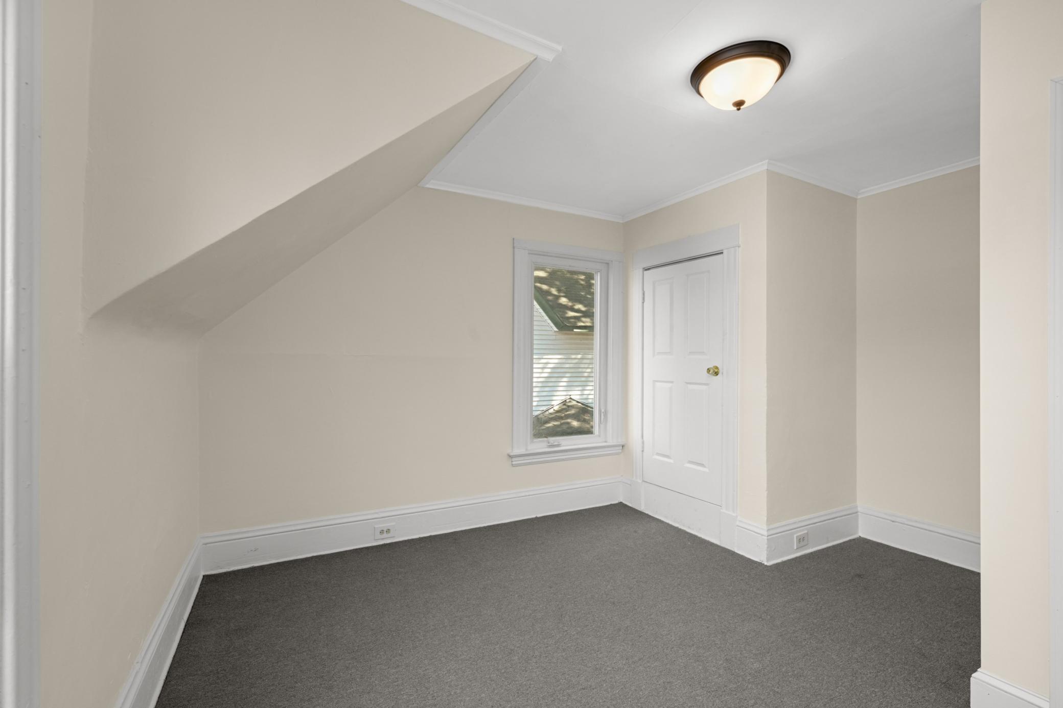 View of Residential at 2630 Girard Avenue, Minneapolis MN 55411, Minneapolis (6 of 27) - Mike Wilen | Minnesota Team Real Estate