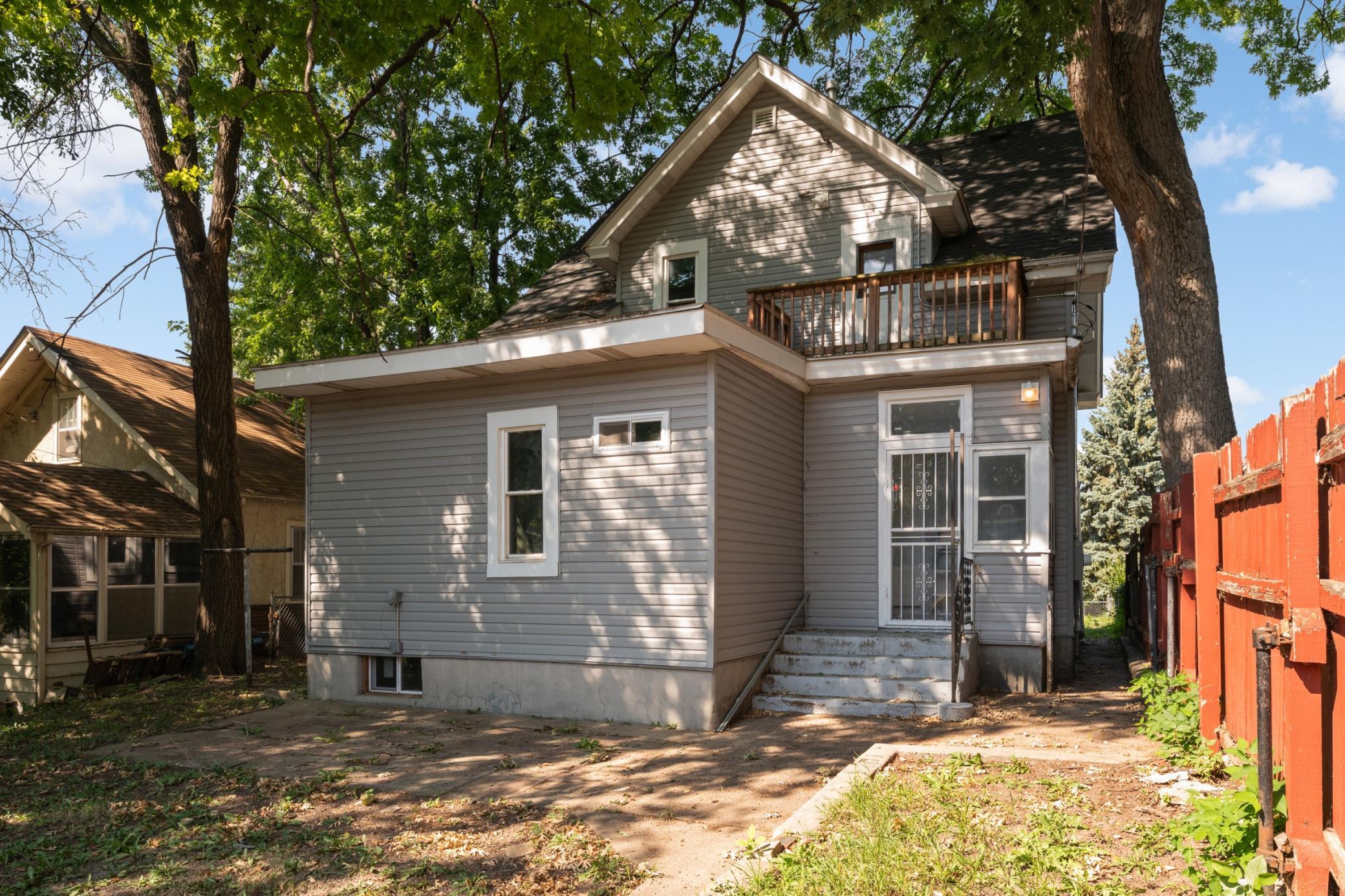 View of Residential at 2630 Girard Avenue, Minneapolis MN 55411, Minneapolis (4 of 27) - Mike Wilen | Minnesota Team Real Estate