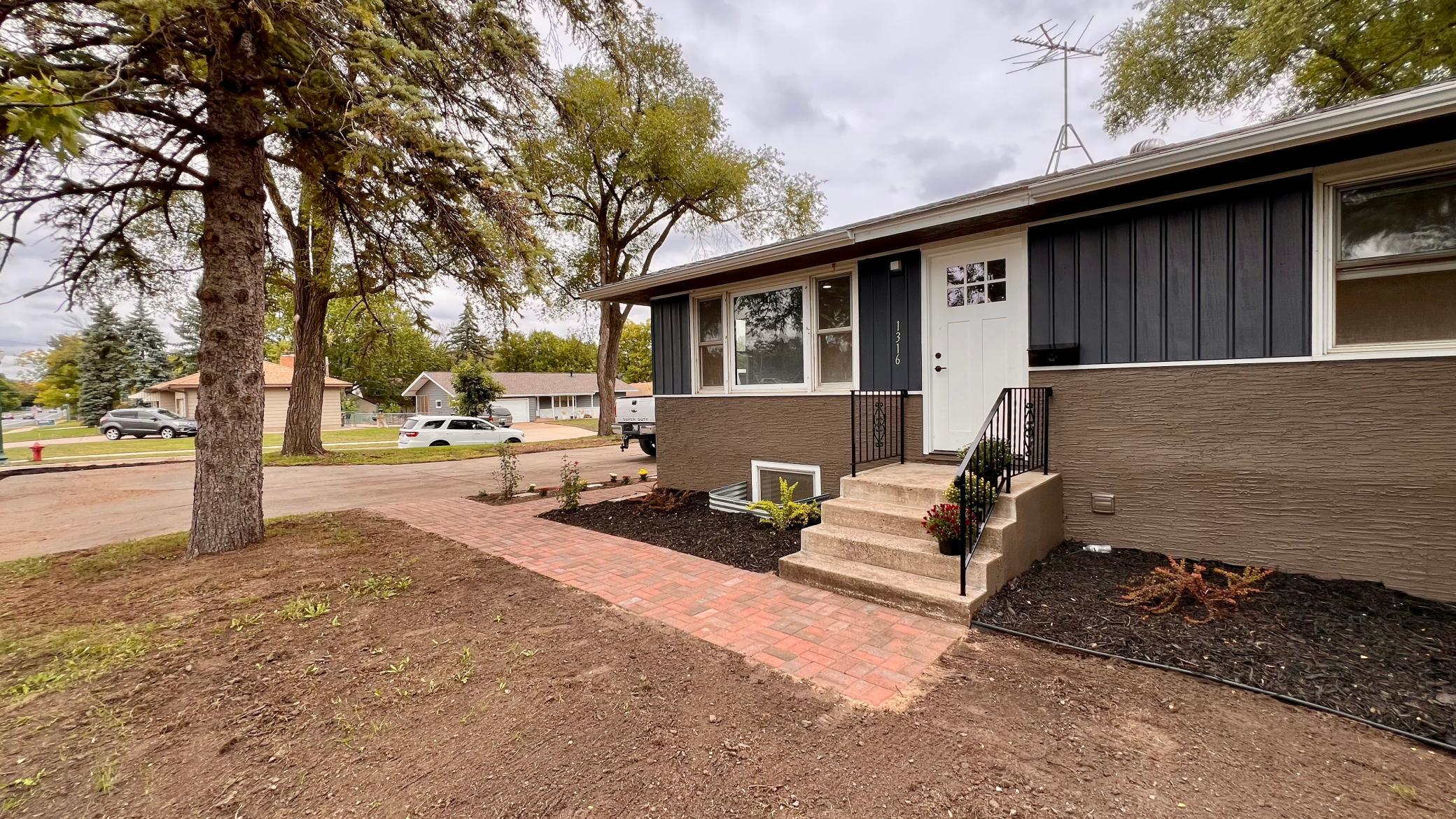 View of Residential at 1316 7th Avenue, Anoka MN 55330, Anoka (9 of 35) - Mike Wilen | Minnesota Team Real Estate