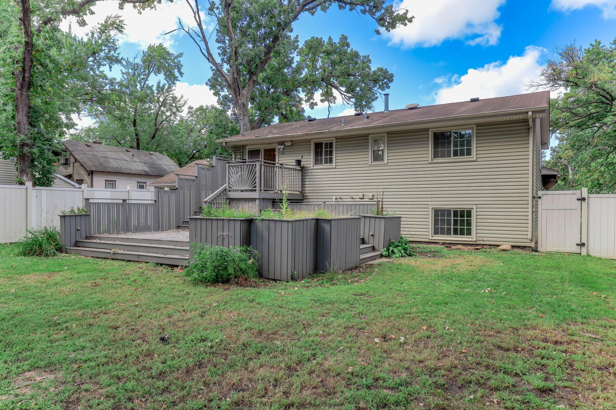 View of Residential at 4130 Adair Avenue, Robbinsdale MN 55422, Robbinsdale (28 of 33) - Mike Wilen | Minnesota Team Real Estate