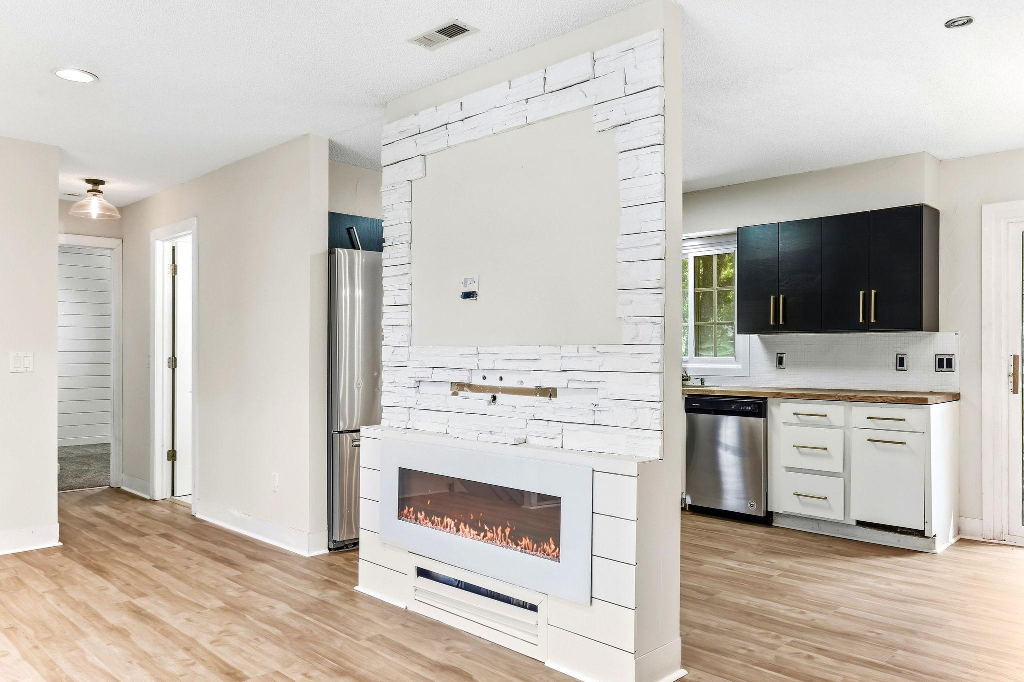 View of Residential at 4130 Adair Avenue, Robbinsdale MN 55422, Robbinsdale (5 of 33) - Mike Wilen | Minnesota Team Real Estate