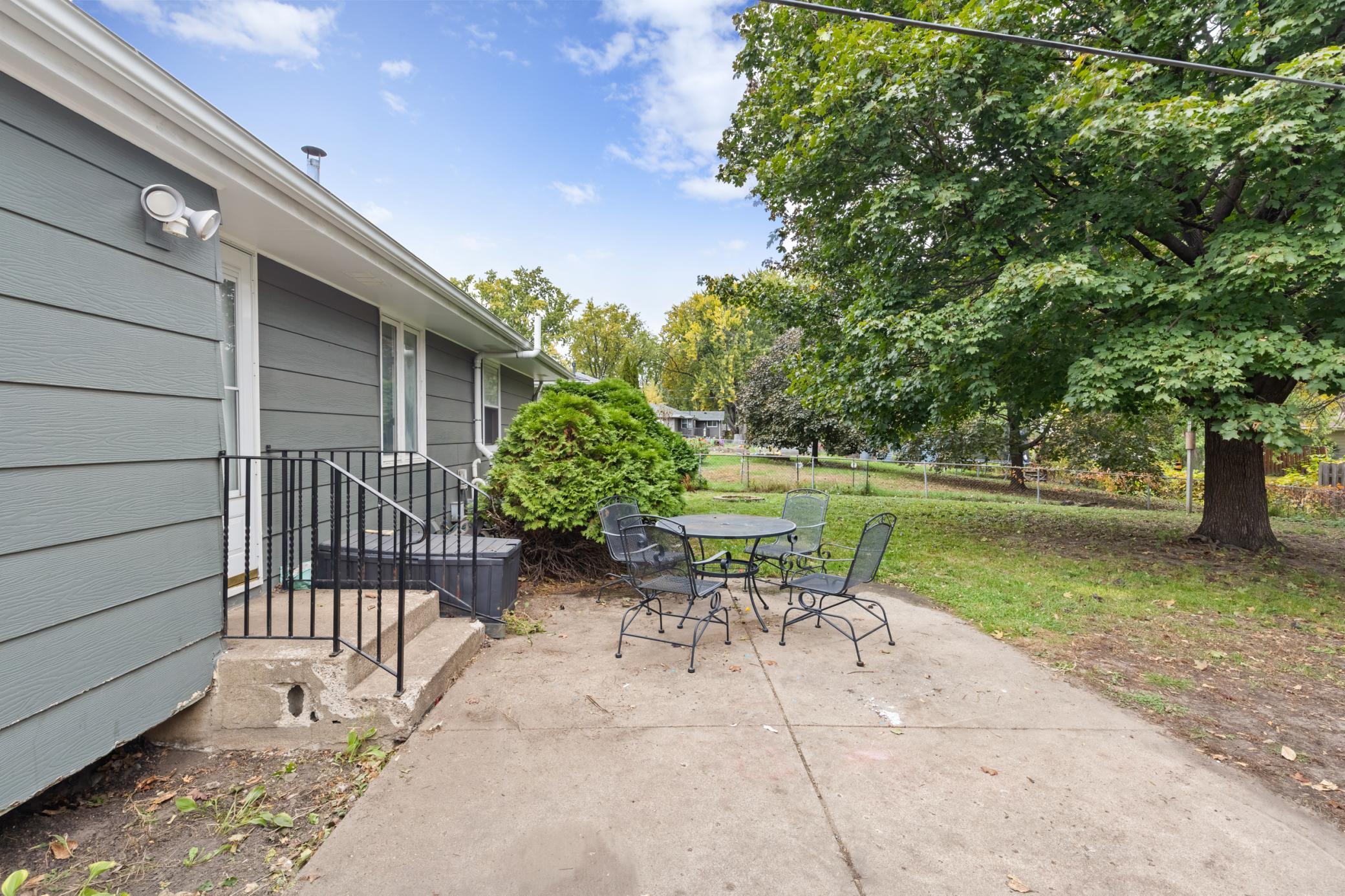 View of Residential at 196 95th Street Circle, Bloomington MN 55420, Bloomington (23 of 27) - Mike Wilen | Minnesota Team Real Estate
