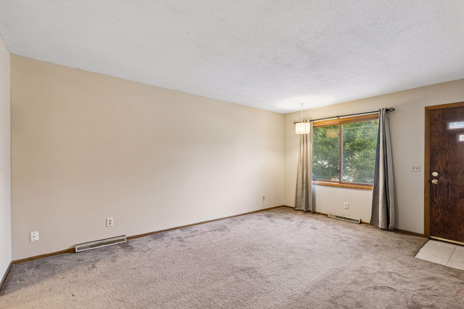 View of Residential Income at 2222-2226 Beech Street, Saint Paul MN 55119, Saint Paul (5 of 34) - Mike Wilen | Minnesota Team Real Estate
