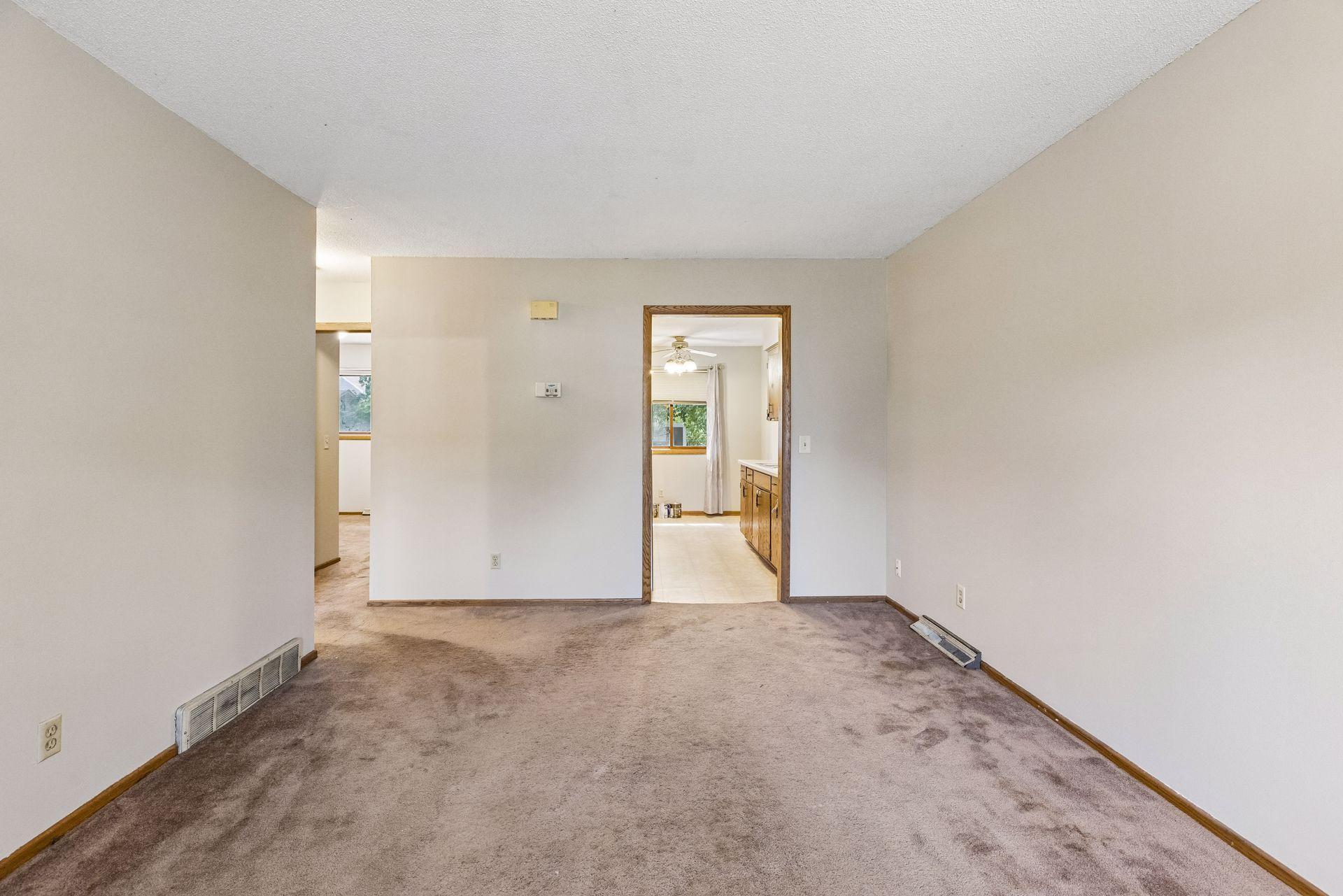 View of Residential Income at 2222-2226 Beech Street, Saint Paul MN 55119, Saint Paul (6 of 34) - Mike Wilen | Minnesota Team Real Estate