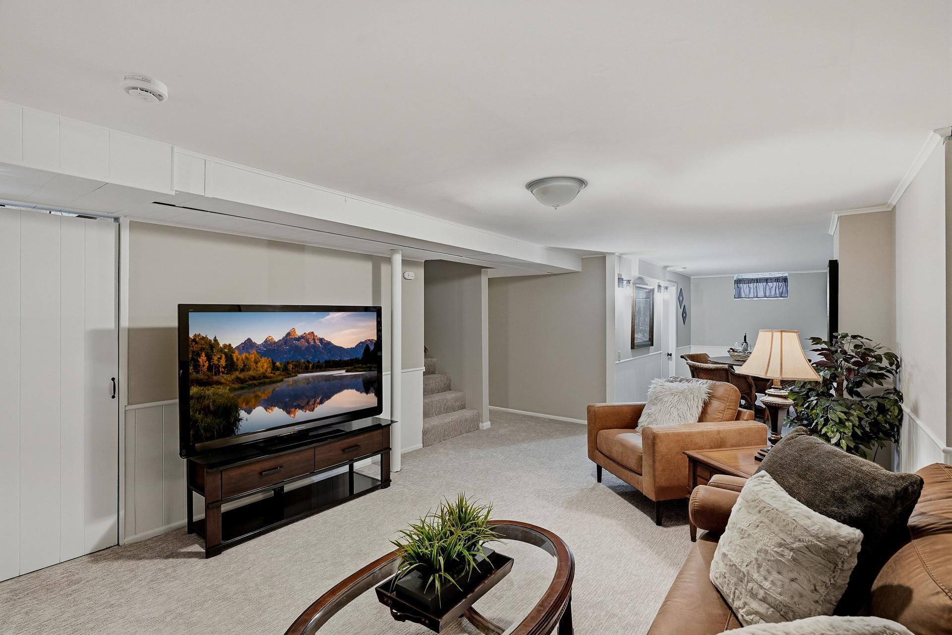 View of Residential at 2280 Randy Avenue, White Bear Lake MN 55110, White Bear Lake (37 of 44) - Mike Wilen | Minnesota Team Real Estate