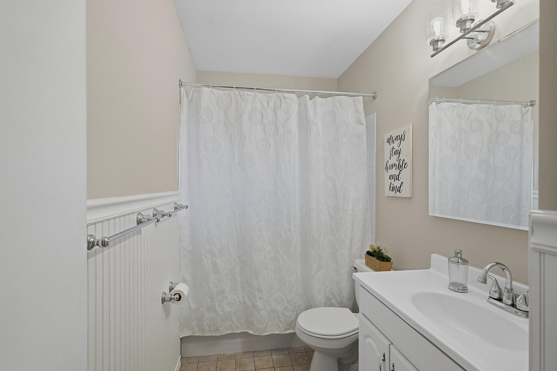 View of Residential at 2280 Randy Avenue, White Bear Lake MN 55110, White Bear Lake (33 of 44) - Mike Wilen | Minnesota Team Real Estate