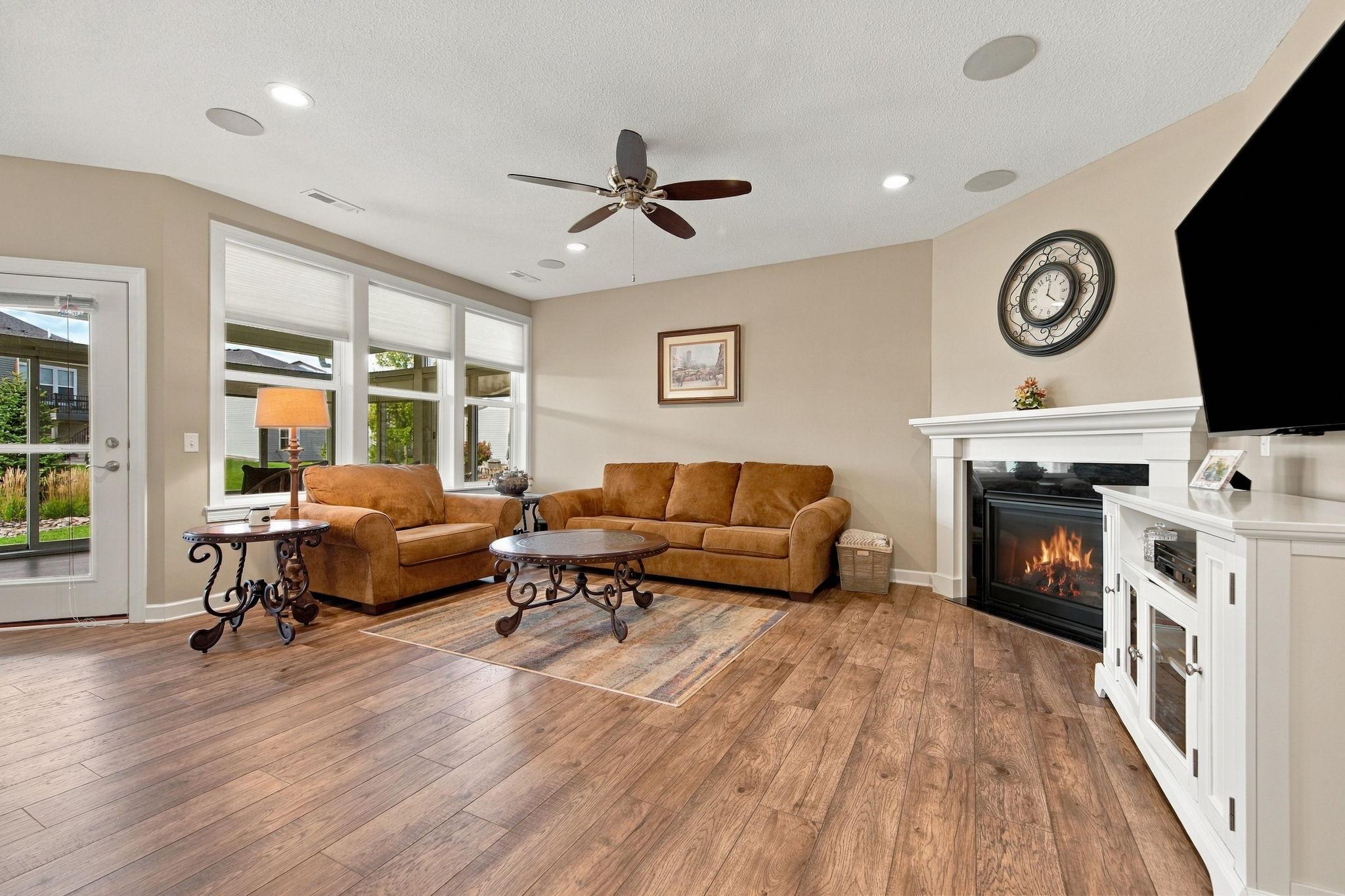 View of Residential at 8275 Oakview Court, Maple Grove MN 55369, Maple Grove (23 of 43) - Mike Wilen | Minnesota Team Real Estate