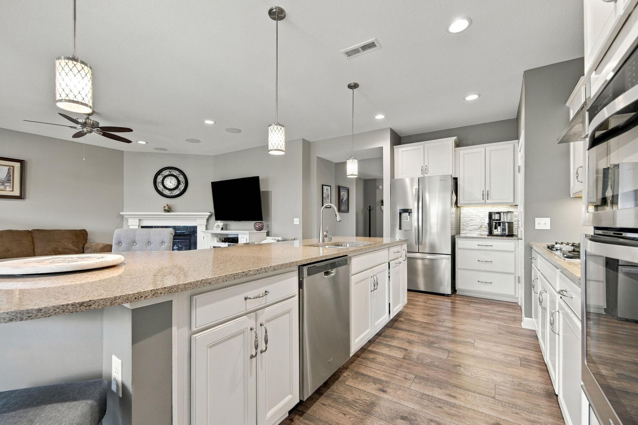 View of Residential at 8275 Oakview Court, Maple Grove MN 55369, Maple Grove (20 of 43) - Mike Wilen | Minnesota Team Real Estate