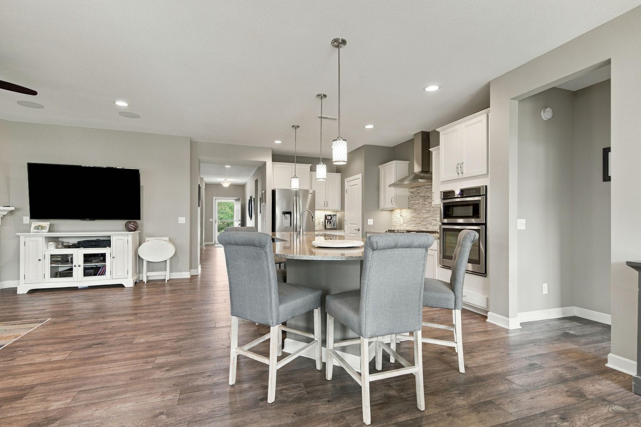 View of Residential at 8275 Oakview Court, Maple Grove MN 55369, Maple Grove (17 of 43) - Mike Wilen | Minnesota Team Real Estate