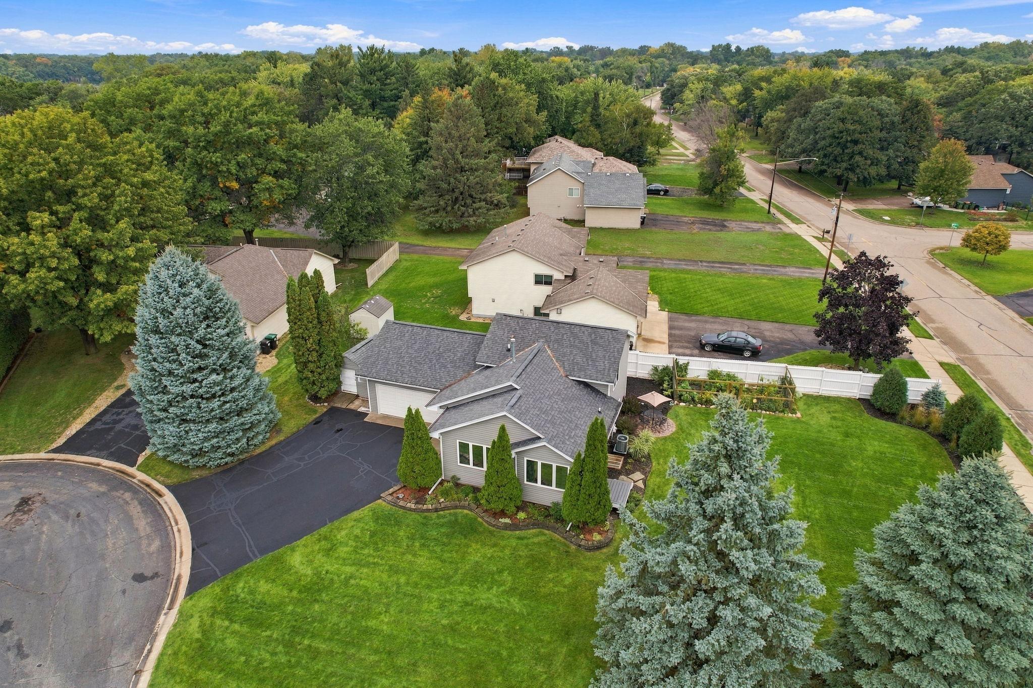 View of Residential at 2905 127th Circle, Coon Rapids MN 55448, Coon Rapids (43 of 46) - Mike Wilen | Minnesota Team Real Estate