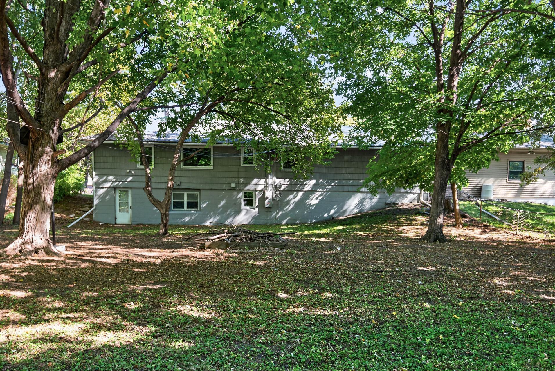 View of Residential at 6913 Toledo Avenue, Brooklyn Center MN 55429, Brooklyn Center (9 of 12) - Mike Wilen | Minnesota Team Real Estate