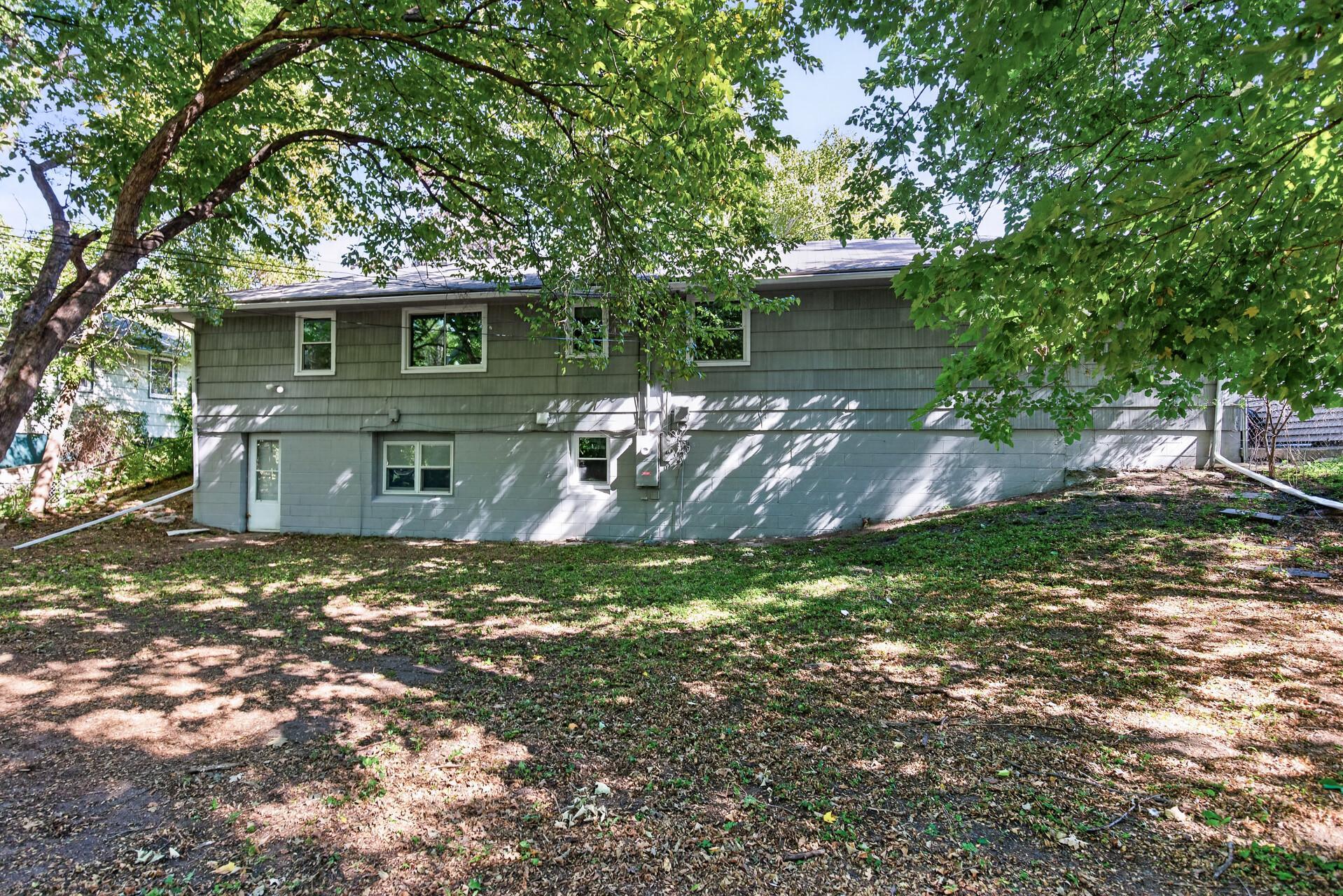 View of Residential at 6913 Toledo Avenue, Brooklyn Center MN 55429, Brooklyn Center (4 of 12) - Mike Wilen | Minnesota Team Real Estate