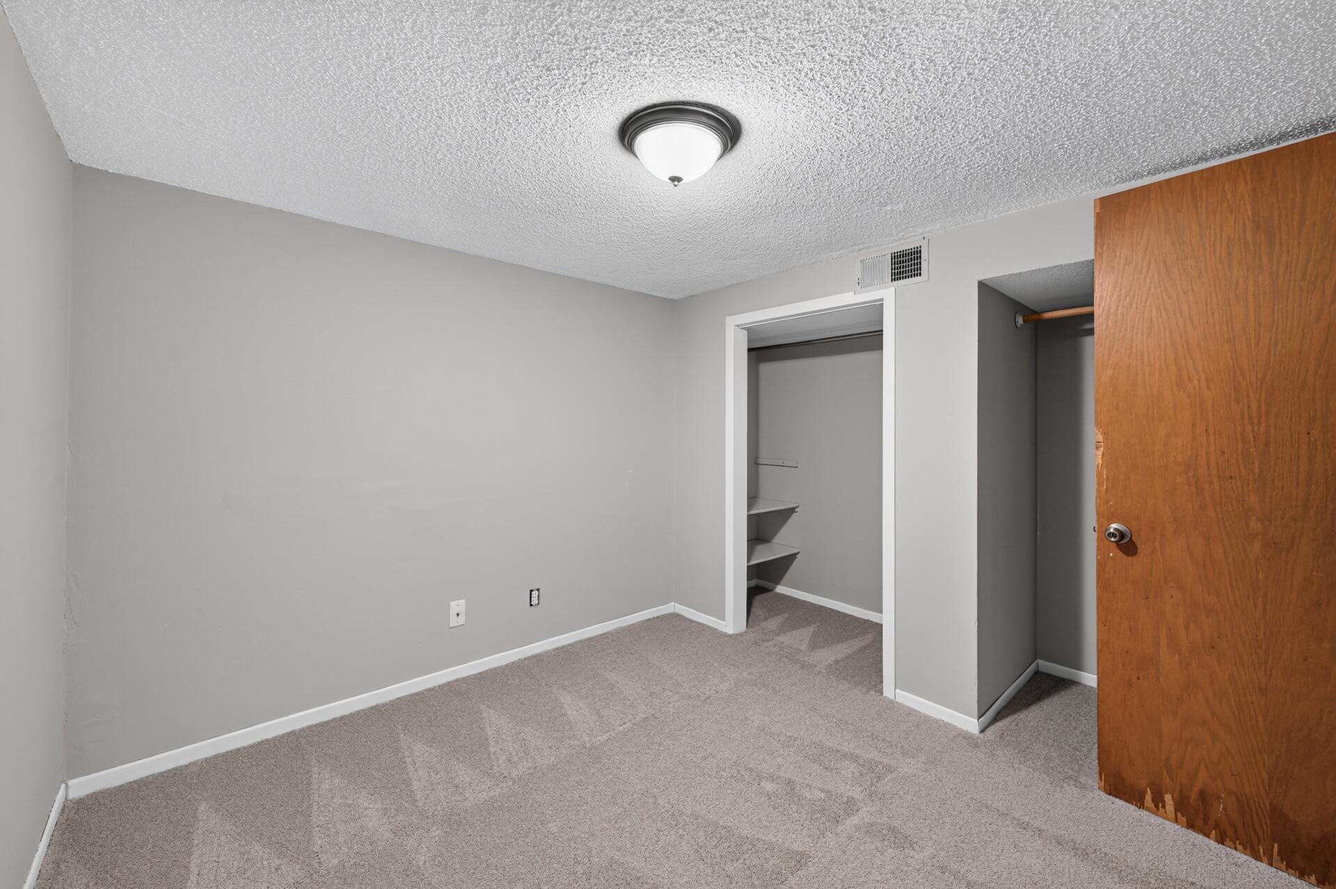 View of Residential at 6913 Toledo Avenue, Brooklyn Center MN 55429, Brooklyn Center (33 of 48) - Mike Wilen | Minnesota Team Real Estate