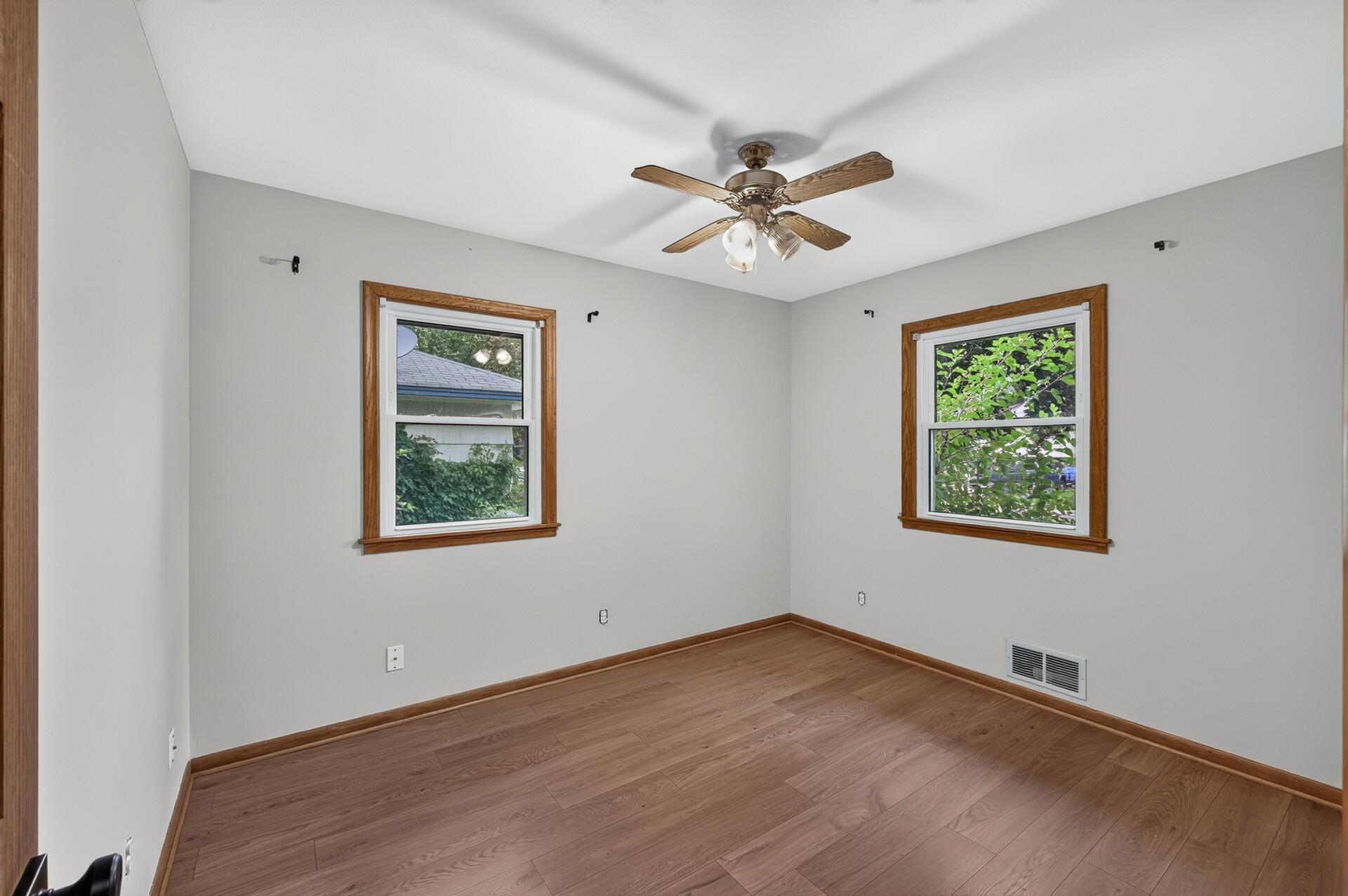 View of Residential at 6913 Toledo Avenue, Brooklyn Center MN 55429, Brooklyn Center (21 of 48) - Mike Wilen | Minnesota Team Real Estate