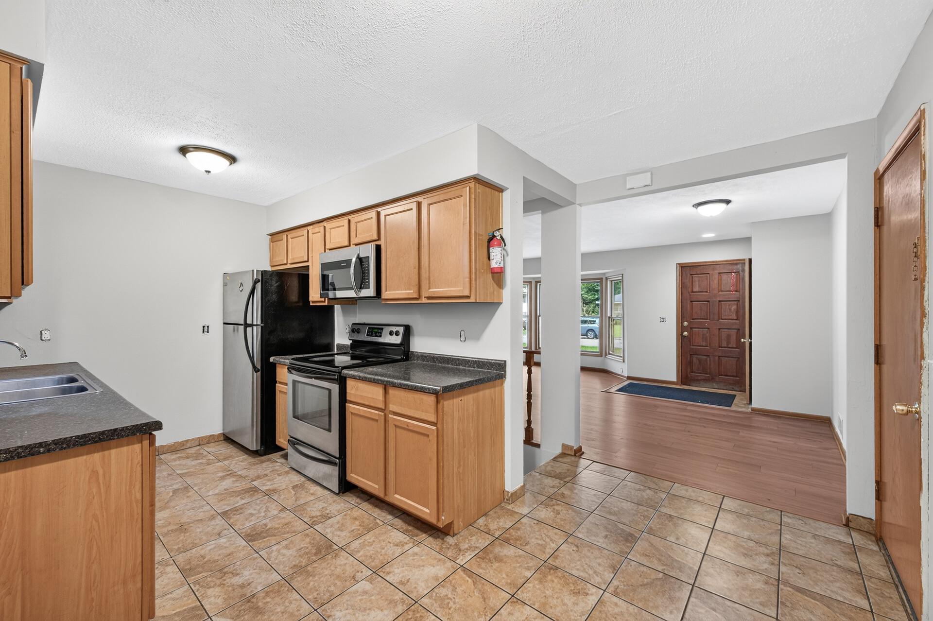 View of Residential at 6913 Toledo Avenue, Brooklyn Center MN 55429, Brooklyn Center (16 of 48) - Mike Wilen | Minnesota Team Real Estate