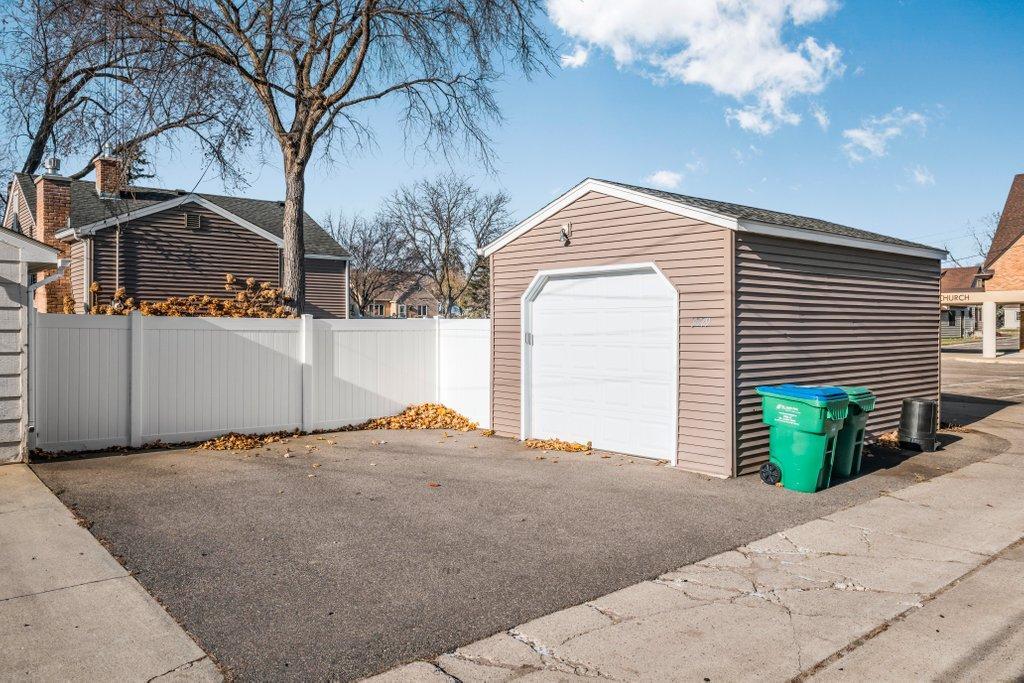 View of Residential at 3029 Idaho Avenue, Saint Louis Park MN 55426, Saint Louis Park (9 of 38) - Mike Wilen | Minnesota Team Real Estate