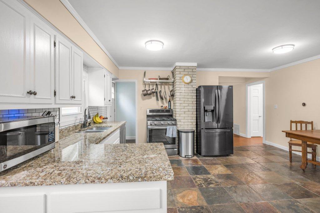 View of Residential at 3029 Idaho Avenue, Saint Louis Park MN 55426, Saint Louis Park (14 of 38) - Mike Wilen | Minnesota Team Real Estate