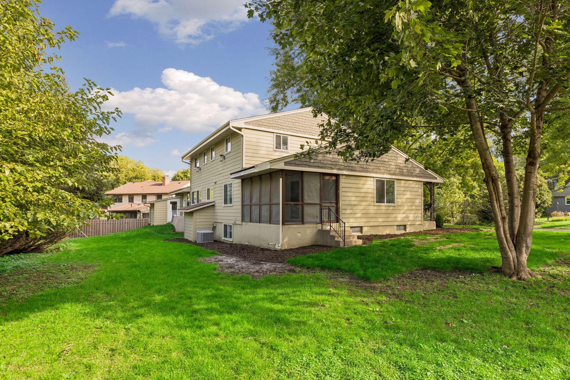 View of Residential at 1525 Saint Croix Circle, Golden Valley MN 55422, Golden Valley (48 of 52) - Mike Wilen | Minnesota Team Real Estate