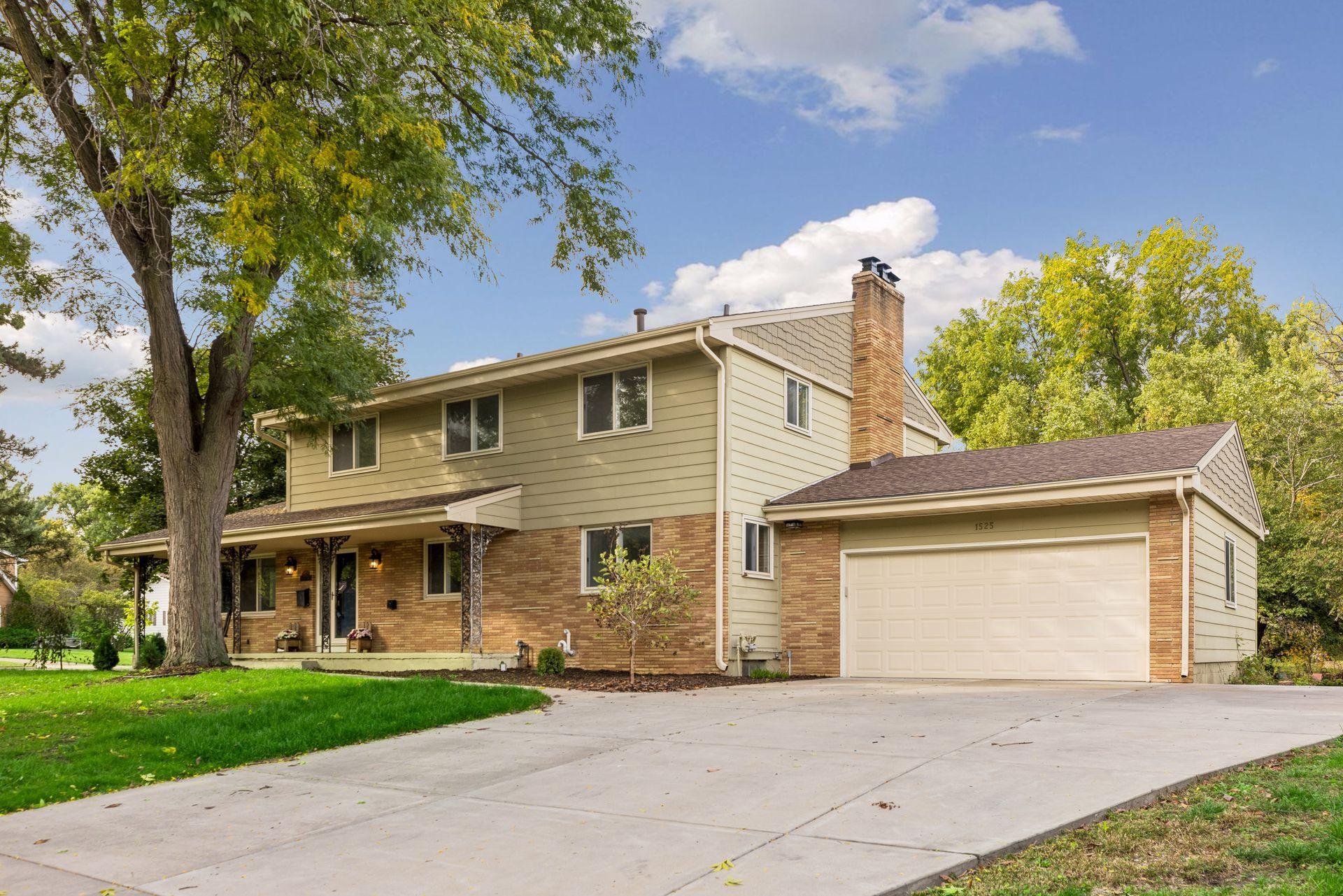 View of Residential at 1525 Saint Croix Circle, Golden Valley MN 55422, Golden Valley (3 of 52) - Mike Wilen | Minnesota Team Real Estate