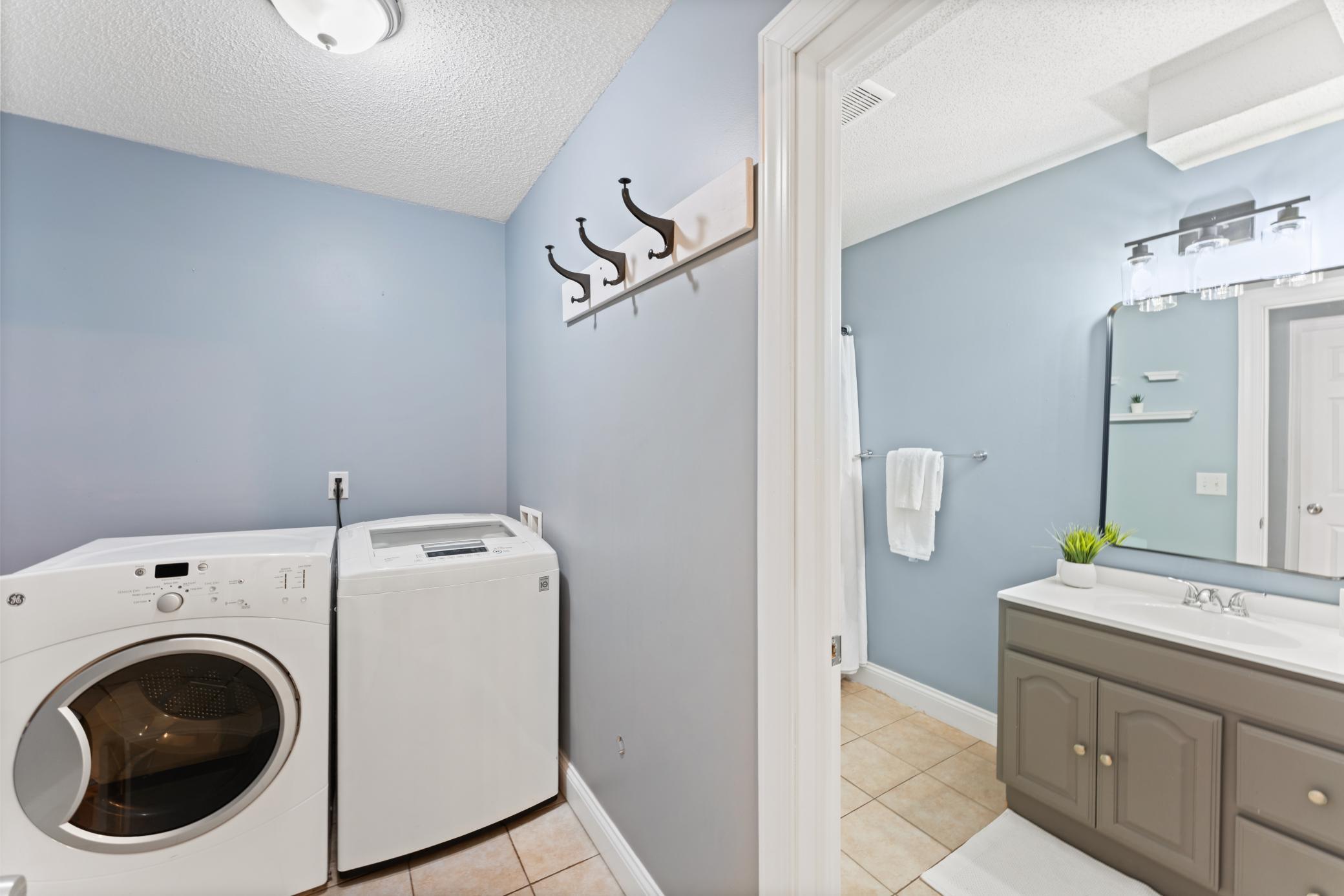View of Residential at 2518 Buchanan Street, Minneapolis MN 55418, Minneapolis (16 of 28) - Mike Wilen | Minnesota Team Real Estate