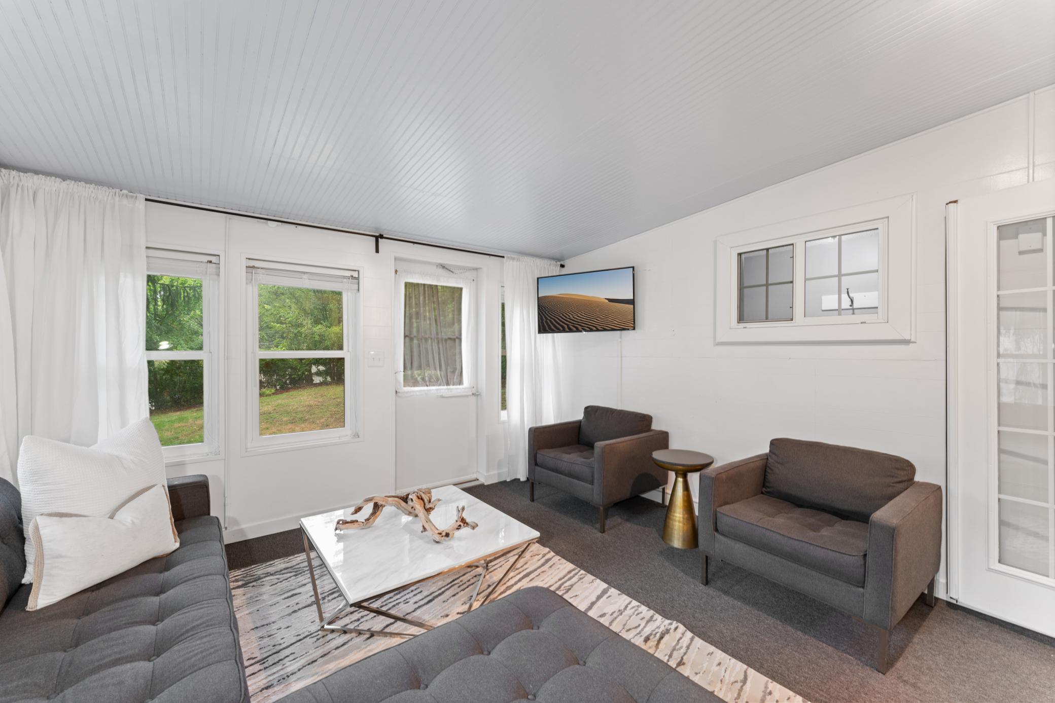 View of Residential at 2518 Buchanan Street, Minneapolis MN 55418, Minneapolis (14 of 28) - Mike Wilen | Minnesota Team Real Estate