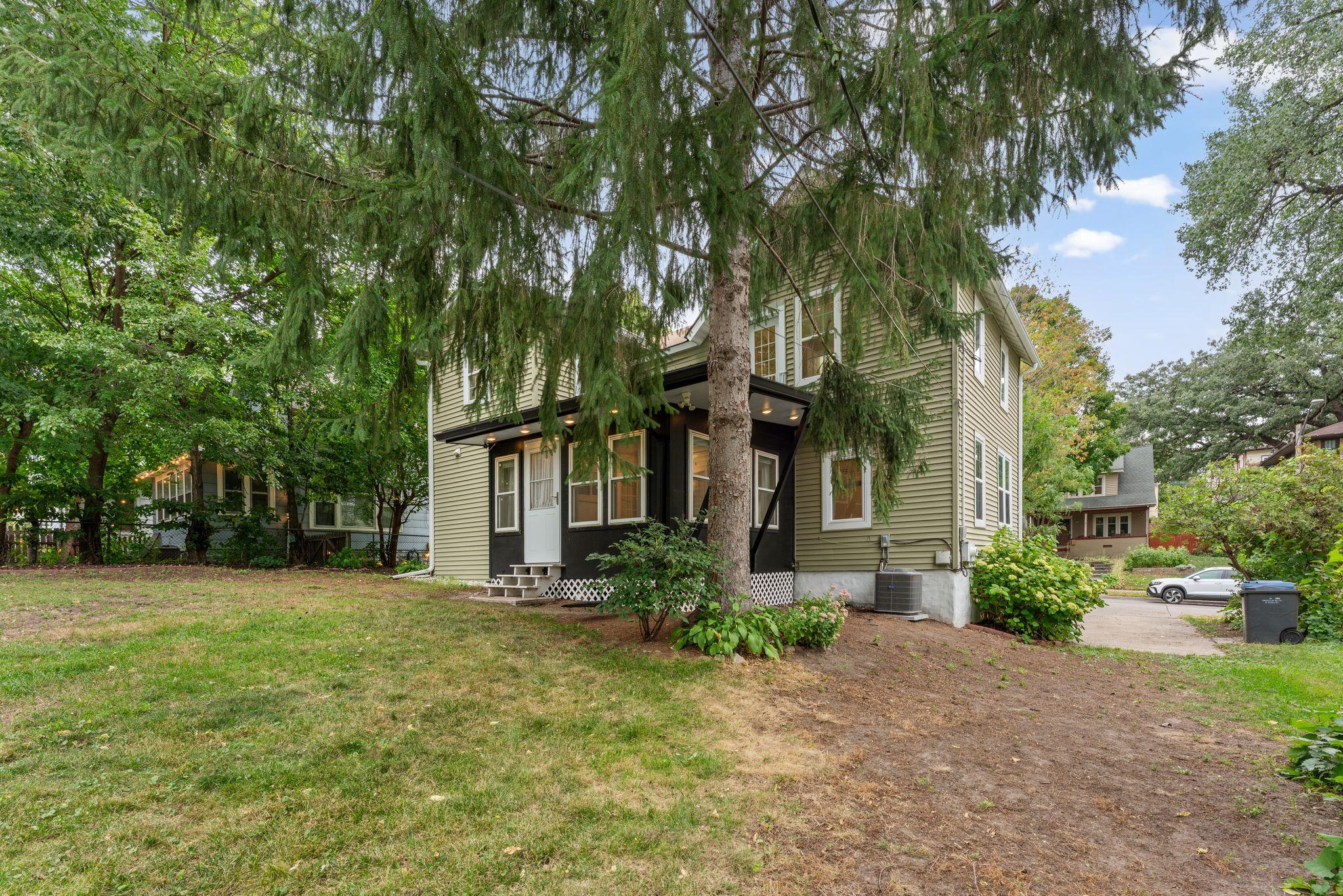 View of Residential at 2518 Buchanan Street, Minneapolis MN 55418, Minneapolis (30 of 32) - Mike Wilen | Minnesota Team Real Estate