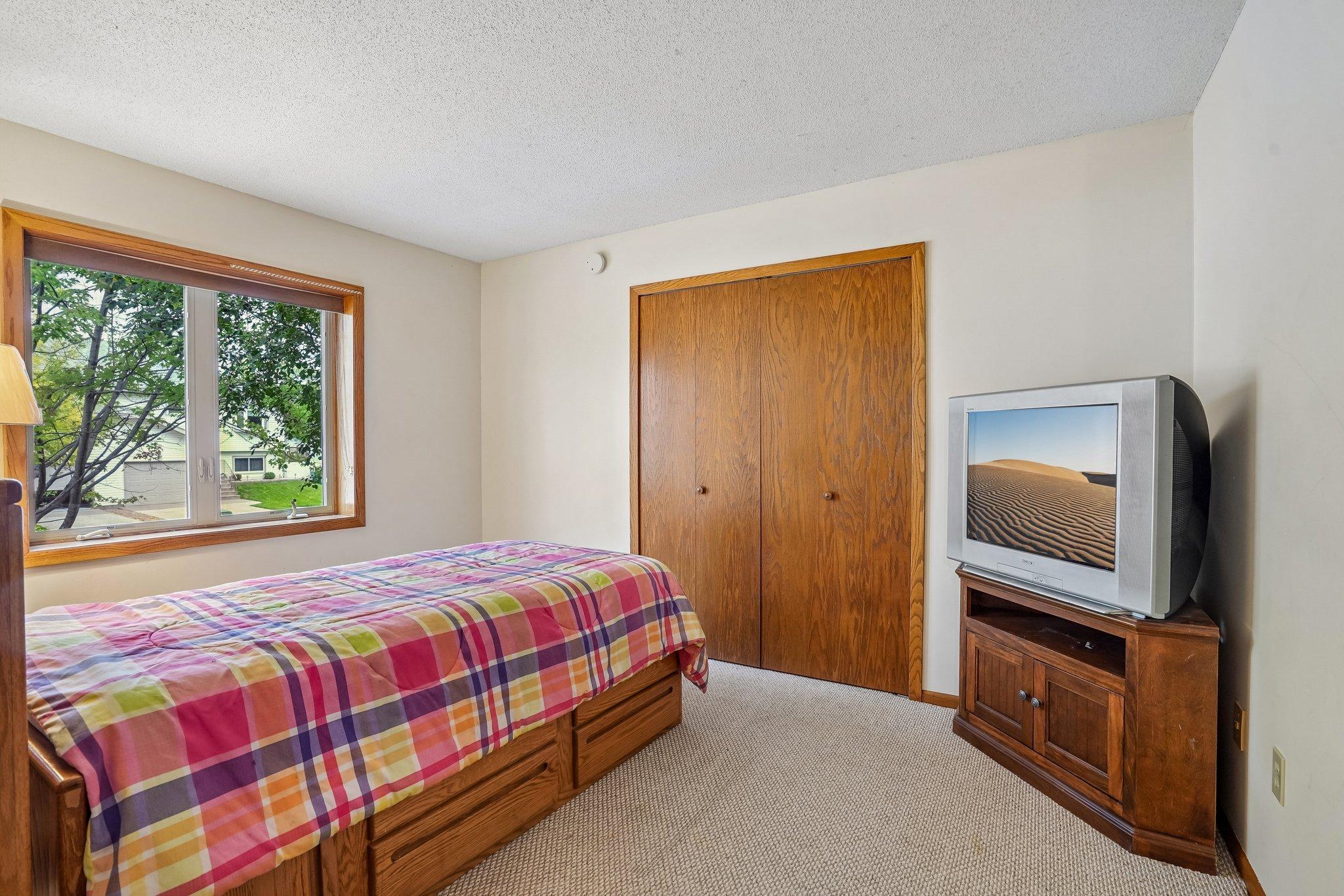 View of Residential at 8408 Sheridan Avenue, Brooklyn Park MN 55444, Brooklyn Park (13 of 23) - Mike Wilen | Minnesota Team Real Estate
